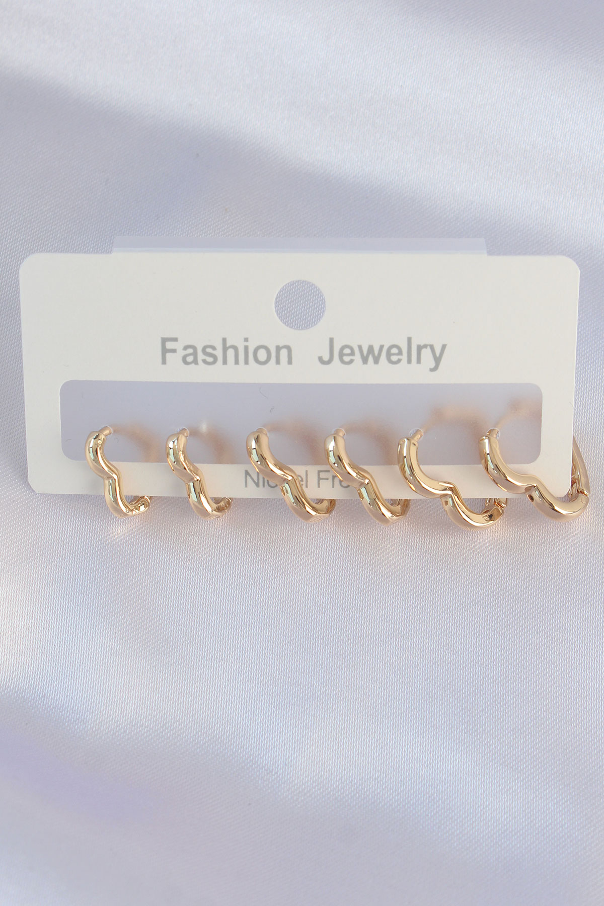 Pirinç Gold Renk Kalp Model Küpe Seti - Bayi Depom Pirinç Gold Renk Kalp Model Küpe Seti - Bayi Depom