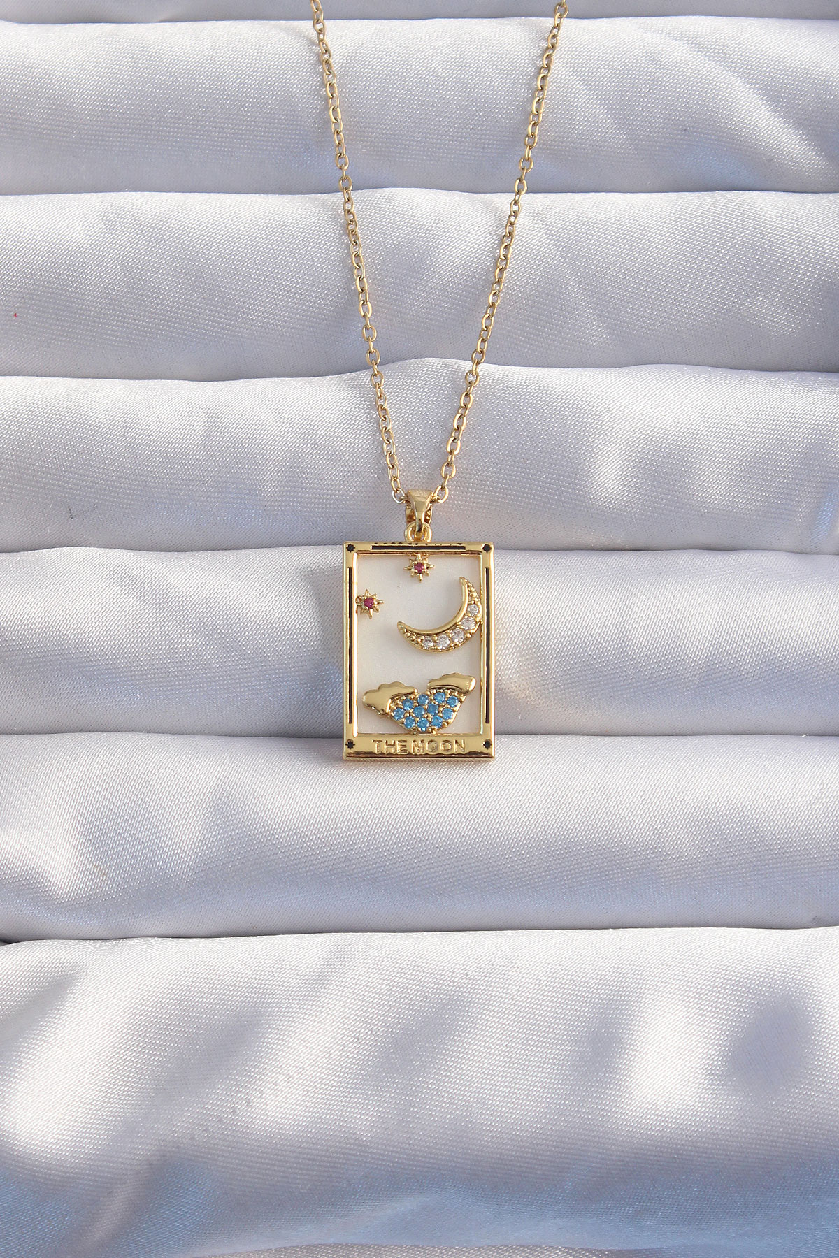 316L Çelik Zincir Gold Renk Ay Detay Mavi Zirkon Taşlı Tarot Kolye - Bayi Depom 316L Çelik Zincir Gold Renk Ay Detay Mavi Zirkon Taşlı Tarot Kolye - Bayi Depom