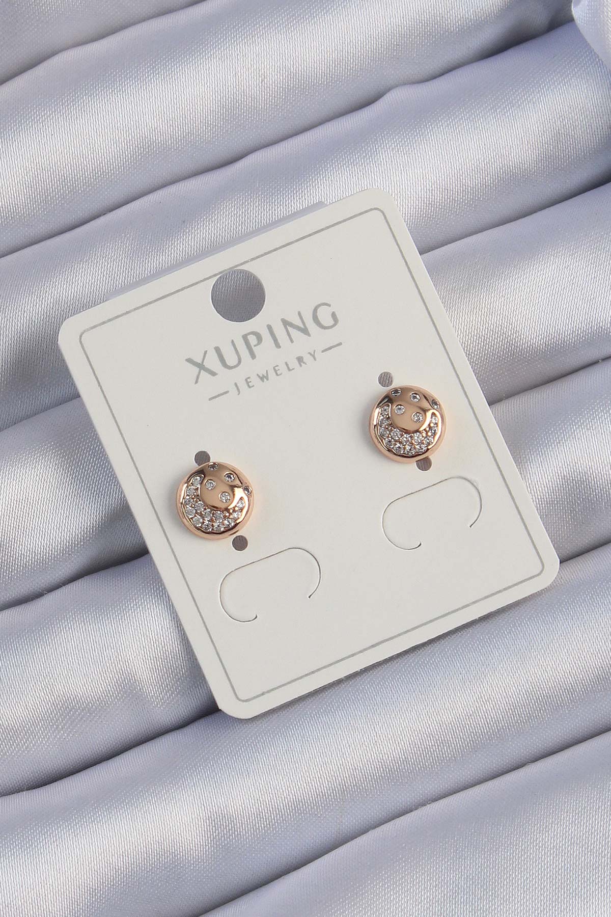 Xuping Rose Renk Zirkon Taşlı Yansımalı Oval Küpe - Bayi Depom Xuping Rose Renk Zirkon Taşlı Yansımalı Oval Küpe - Bayi Depom