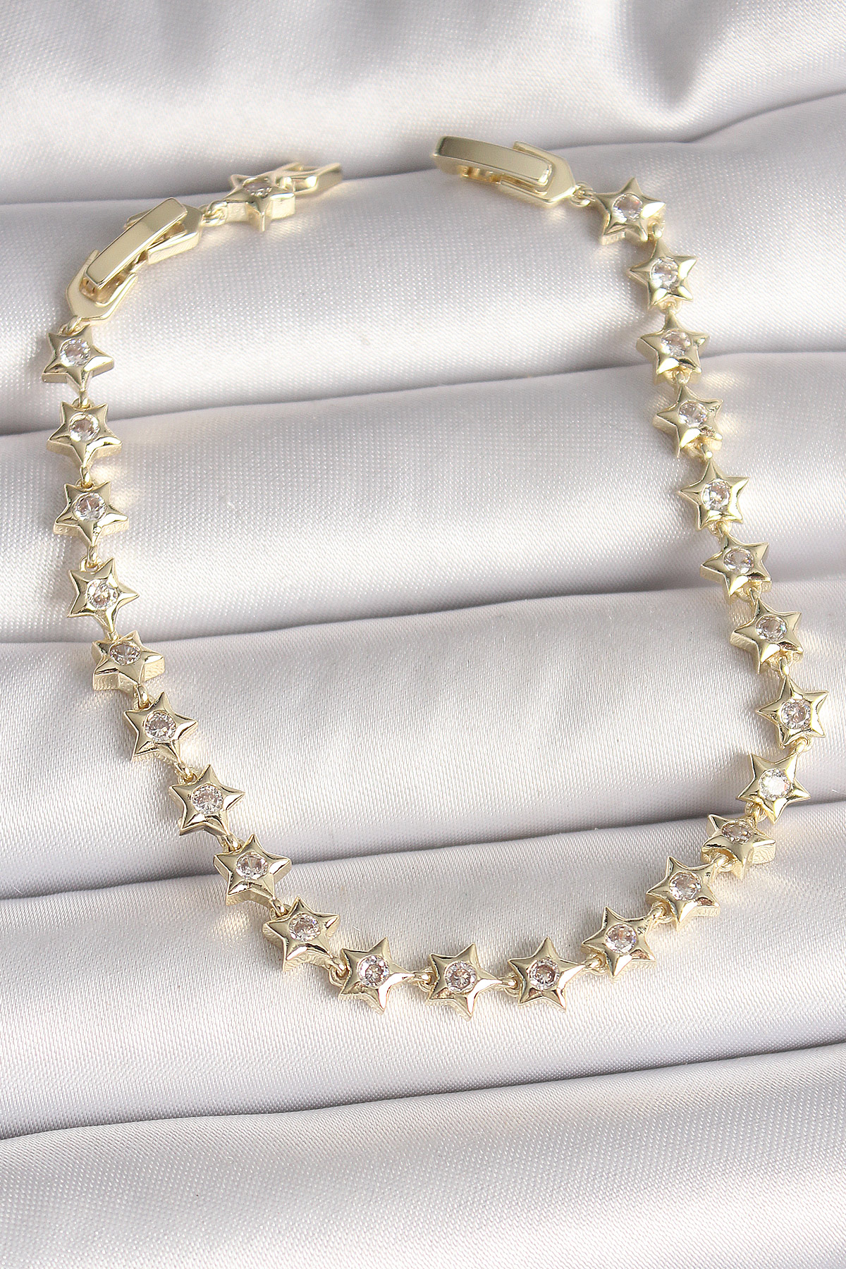 Pirinç Gold Renk Zirkon Taşlı Yıldız Model VIP Seri Kadın Bileklik - Bayi Depom Pirinç Gold Renk Zirkon Taşlı Yıldız Model VIP Seri Kadın Bileklik - Bayi Depom