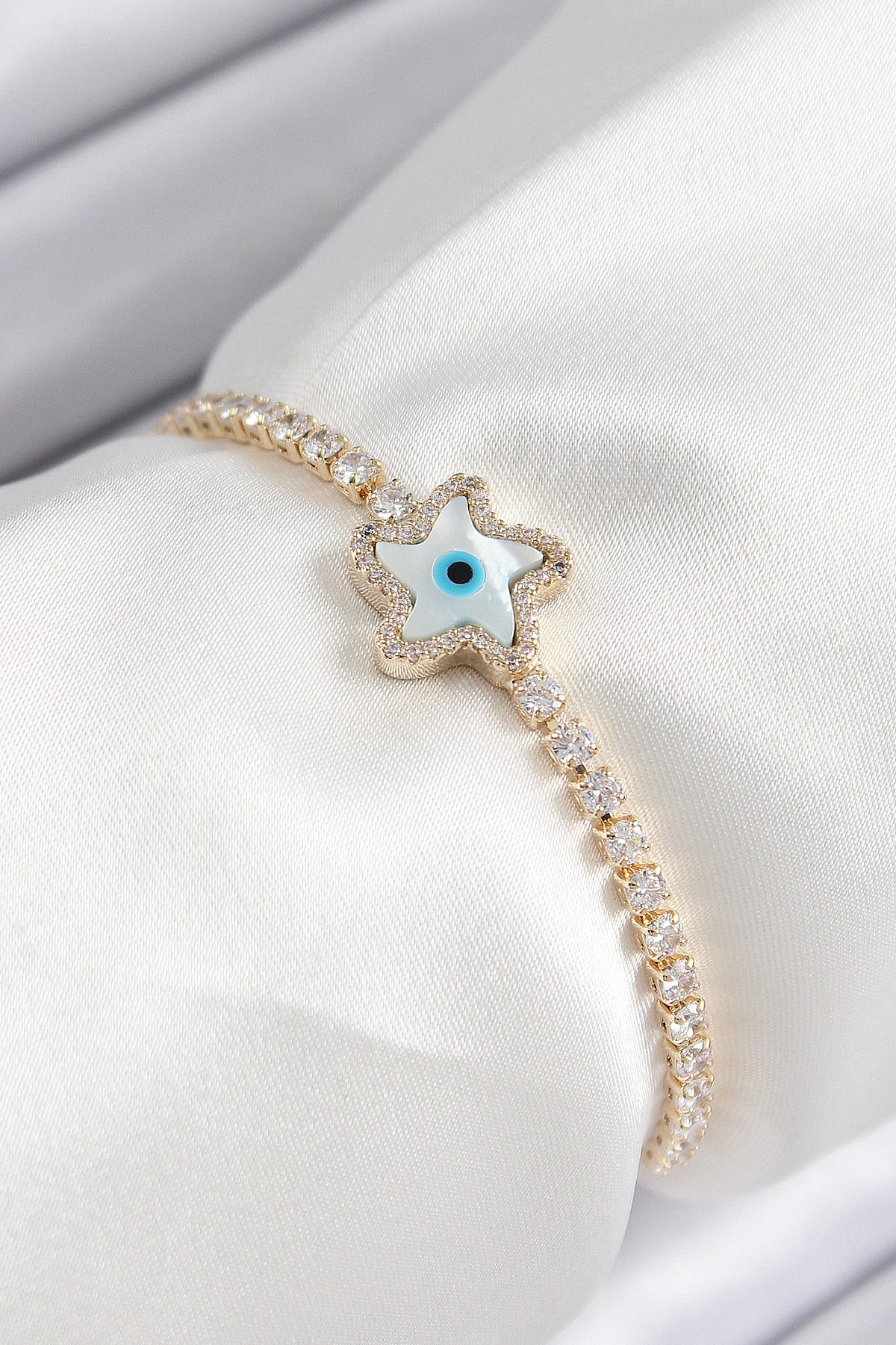 Pirinç Zirkon Taşlı Nazar Yıldız Model Gold Renk Asansörlü Kadın Bileklik - Bayi Depom Pirinç Zirkon Taşlı Nazar Yıldız Model Gold Renk Asansörlü Kadın Bileklik - Bayi Depom