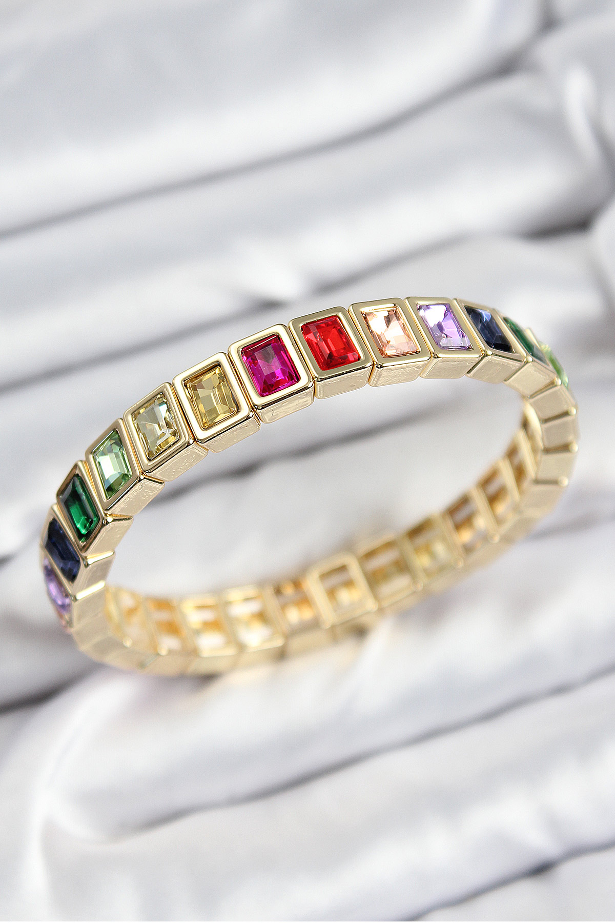 Pirinç Karışık Zirkon Taşlı Dikdörtgen Model Gold Renk Lastikli Kadın Bileklik - Bayi Depom Pirinç Karışık Zirkon Taşlı Dikdörtgen Model Gold Renk Lastikli Kadın Bileklik - Bayi Depom