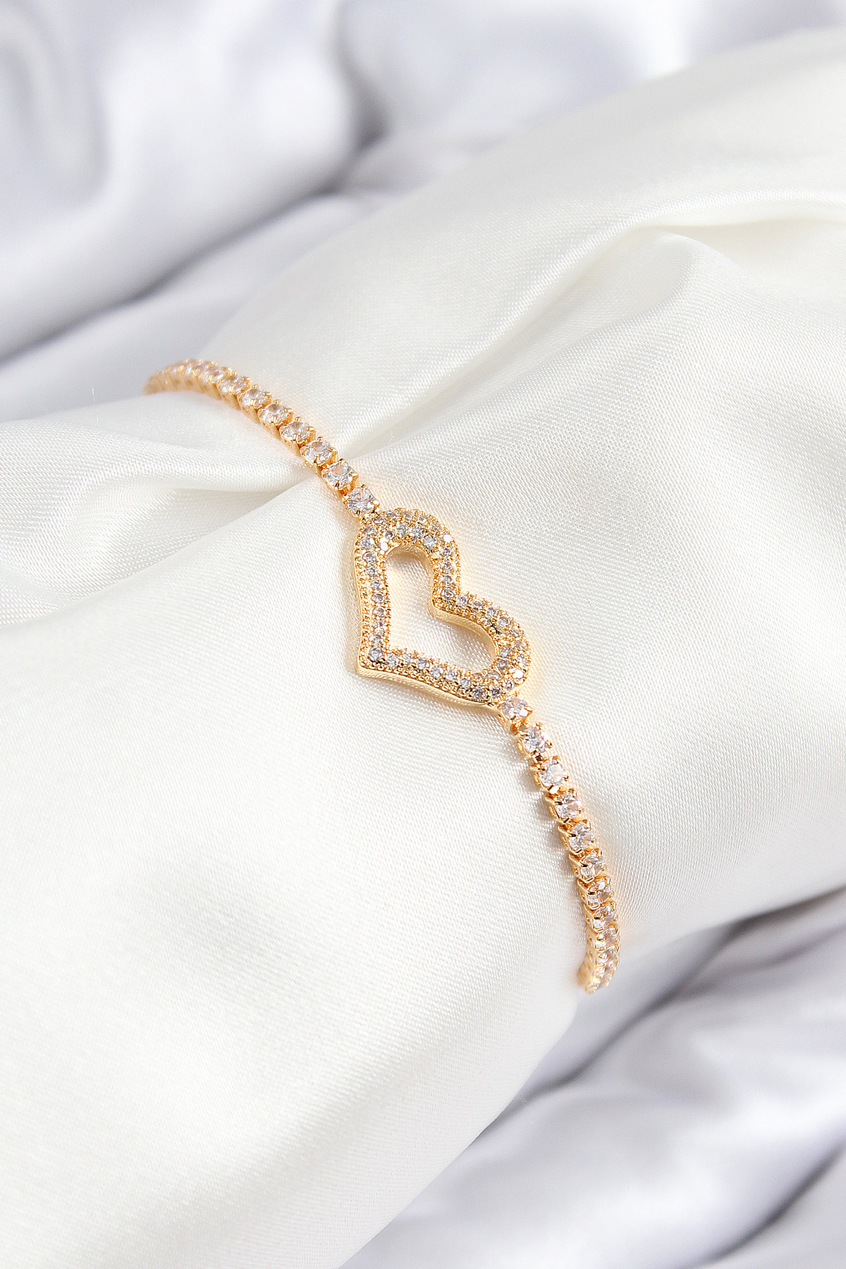 Pirinç Zirkon Taşlı Kalp Model Gold Renk Asansörlü Kadın Bileklik - Bayi Depom Pirinç Zirkon Taşlı Kalp Model Gold Renk Asansörlü Kadın Bileklik - Bayi Depom