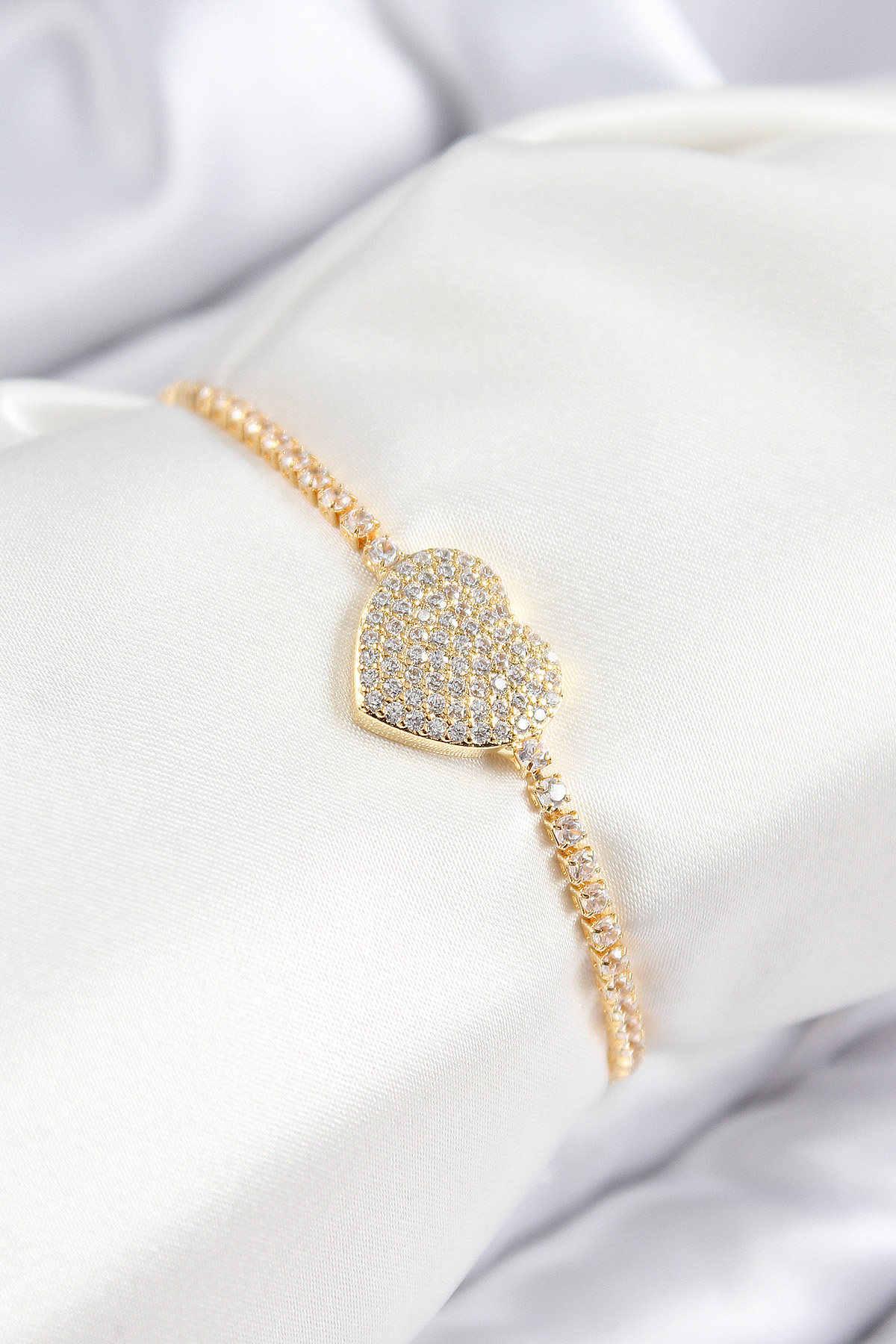 Pirinç Zirkon Taşlı Kalp Model Gold Renk Asansörlü Kadın Bileklik - Bayi Depom Pirinç Zirkon Taşlı Kalp Model Gold Renk Asansörlü Kadın Bileklik - Bayi Depom