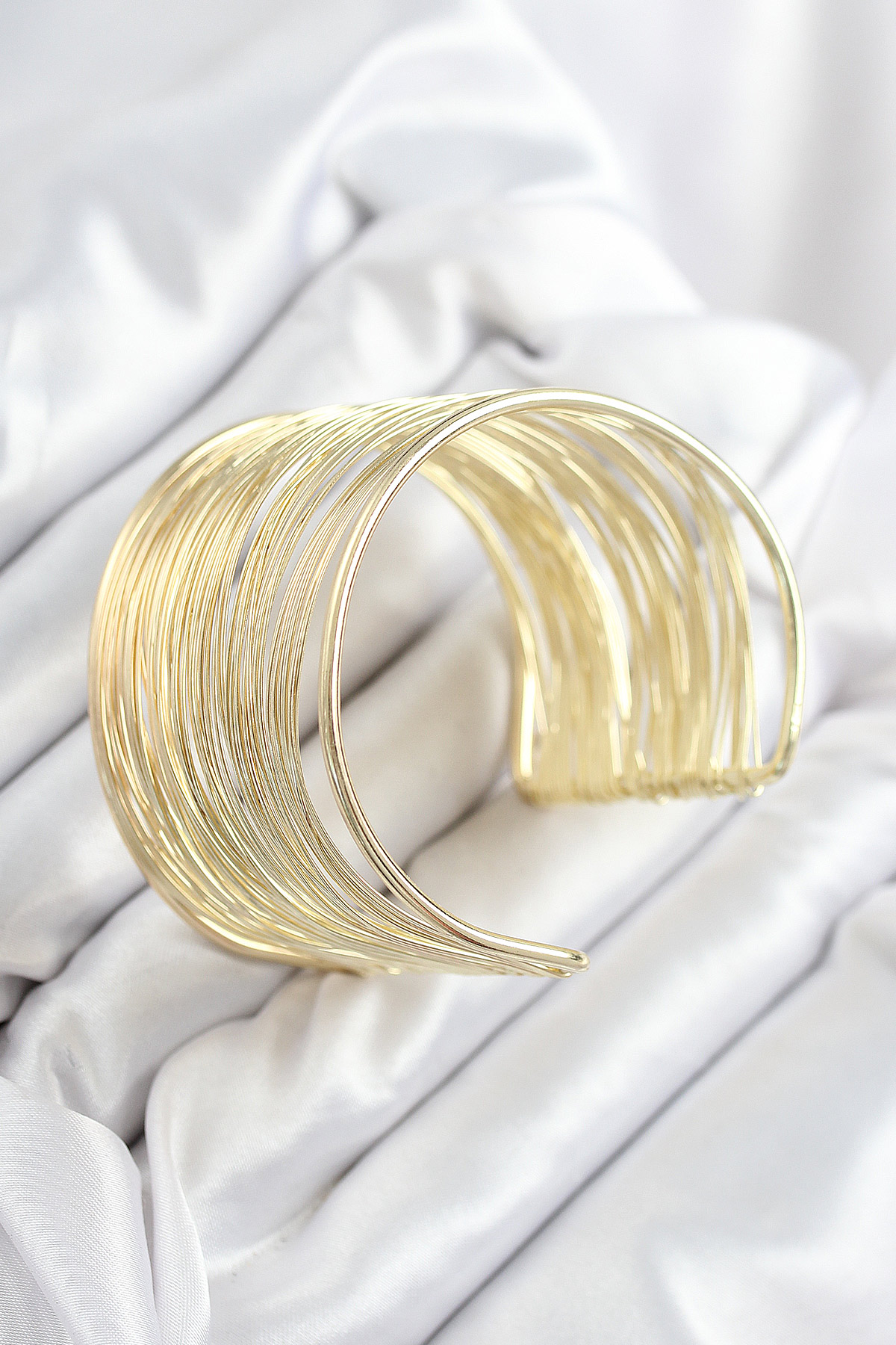 Pirinç Tel Sarma Model Gold Renk Kadın Bileklilk - Bayi Depom Pirinç Tel Sarma Model Gold Renk Kadın Bileklilk - Bayi Depom