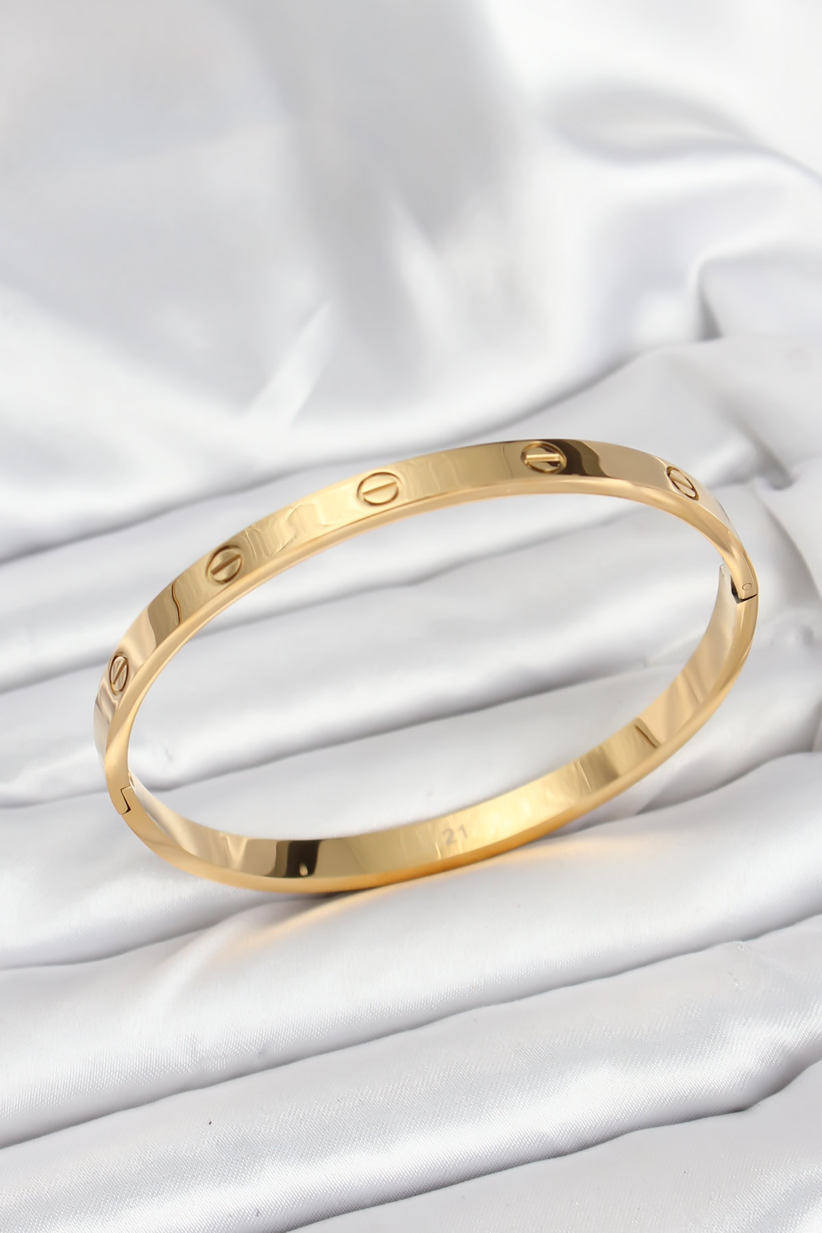 316L Çelik Gold Renk 65 mm Kadın Kelepçe Bileklik - Bayi Depom 316L Çelik Gold Renk 65 mm Kadın Kelepçe Bileklik - Bayi Depom