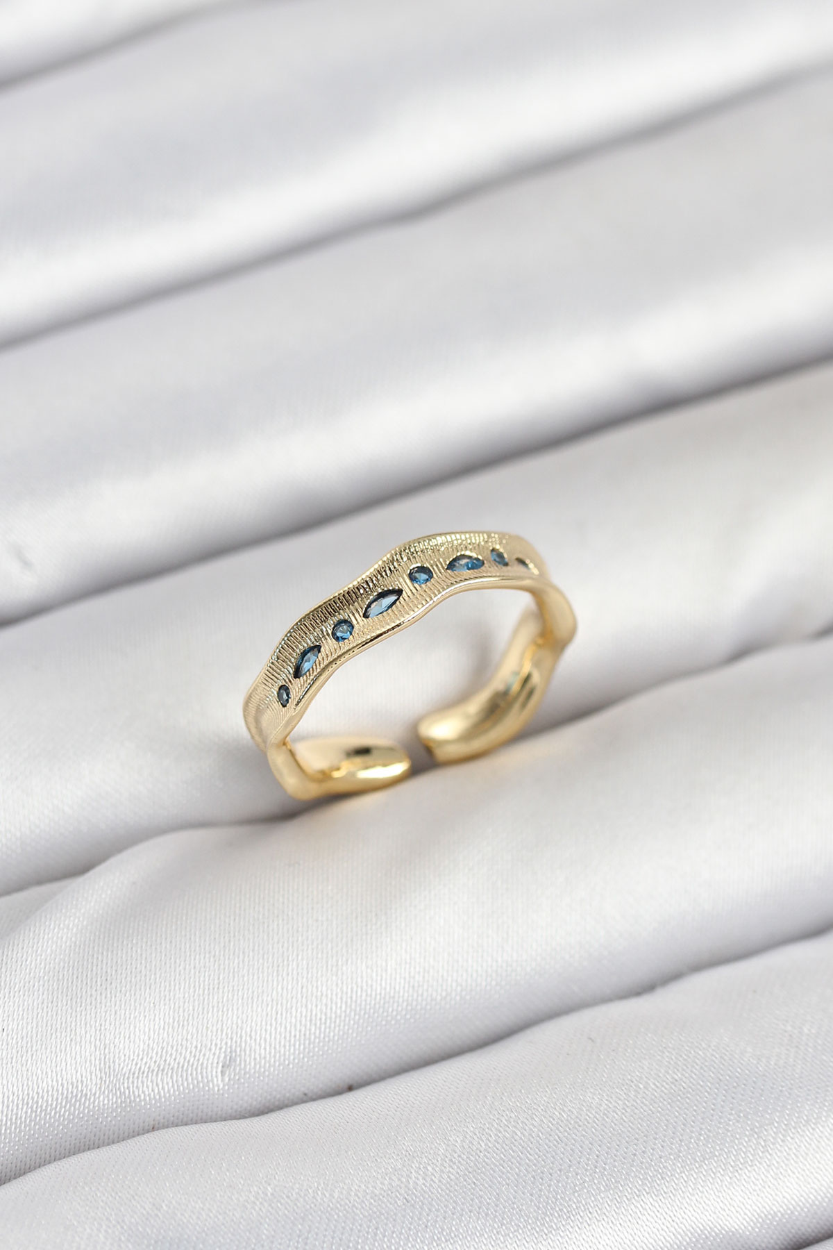 Pirinç Gold Renk Zirkon Taşlı Vintage Kadın Yüzük - Bayi Depom Pirinç Gold Renk Zirkon Taşlı Vintage Kadın Yüzük - Bayi Depom