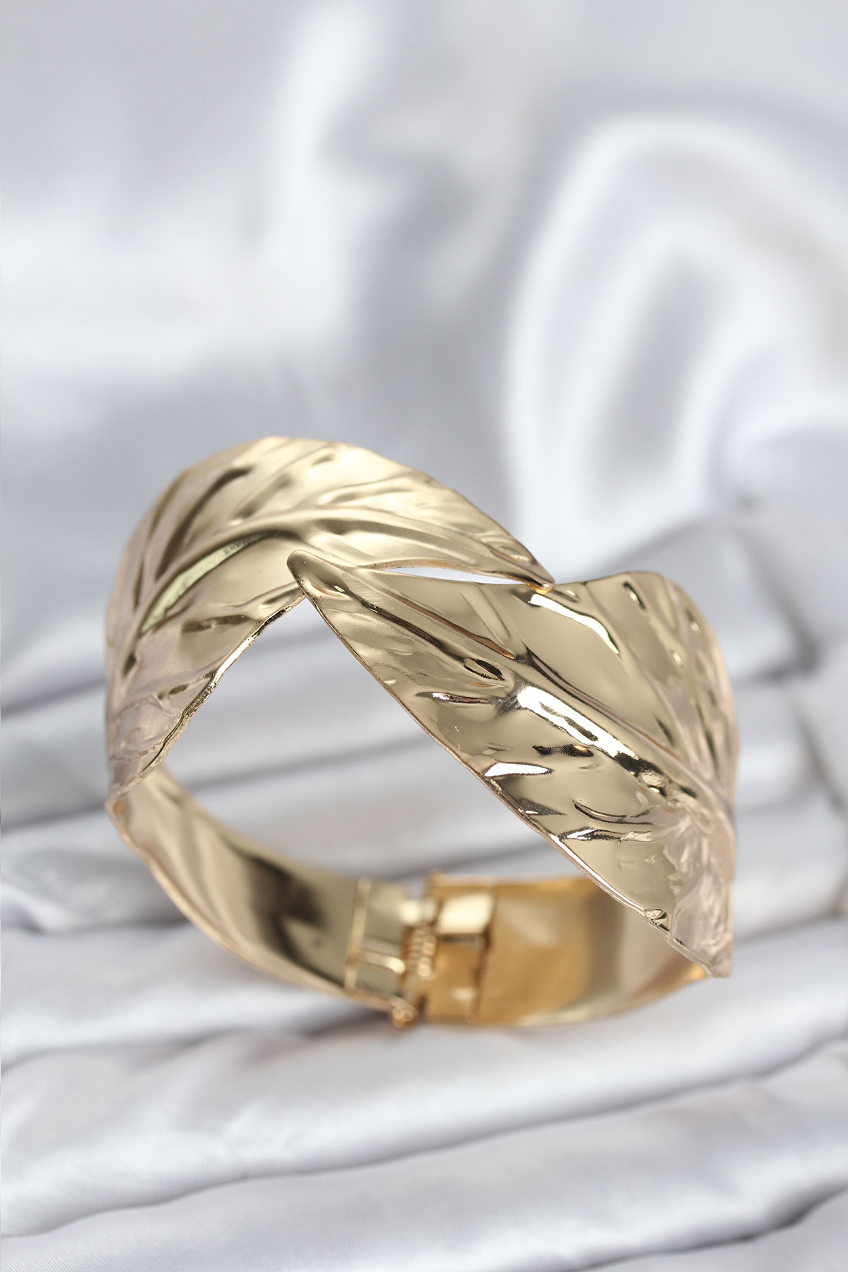 Pirinç Gold Renk Yaprak Model Kadın Bileklik - Bayi Depom Pirinç Gold Renk Yaprak Model Kadın Bileklik - Bayi Depom