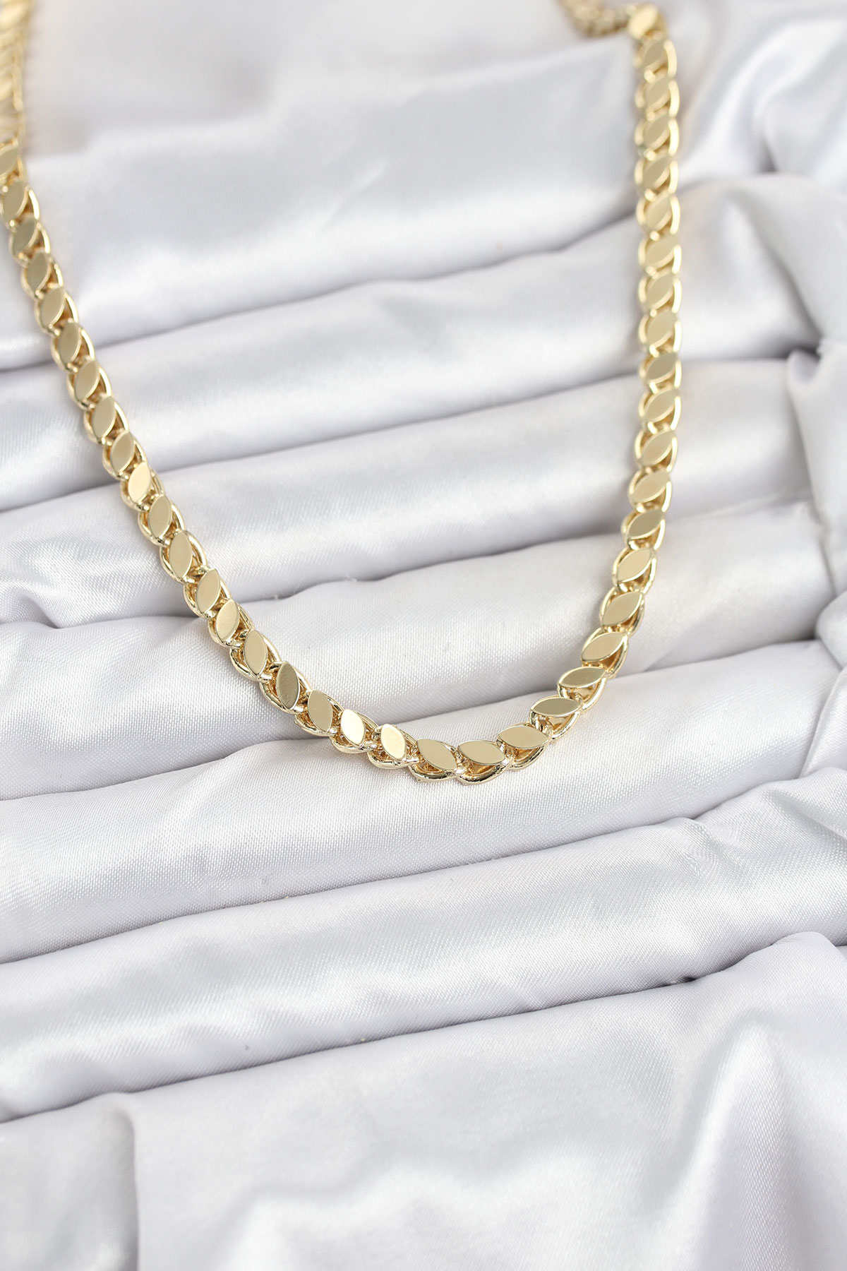 Xuping Gold Renk Arpa Kolye - Bayi Depom Xuping Gold Renk Arpa Kolye - Bayi Depom