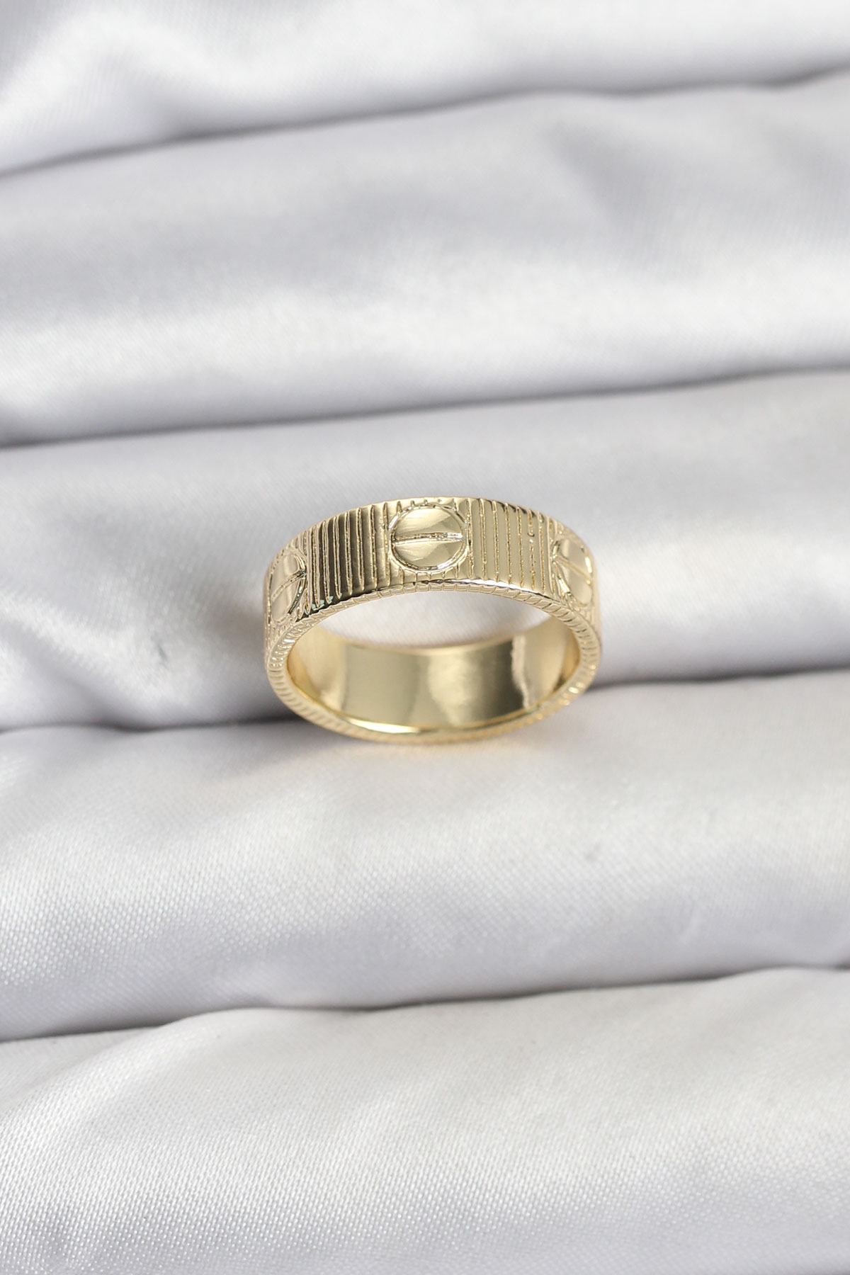 Gold Renk Model Kadın Yüzük - Bayi Depom Gold Renk Model Kadın Yüzük - Bayi Depom