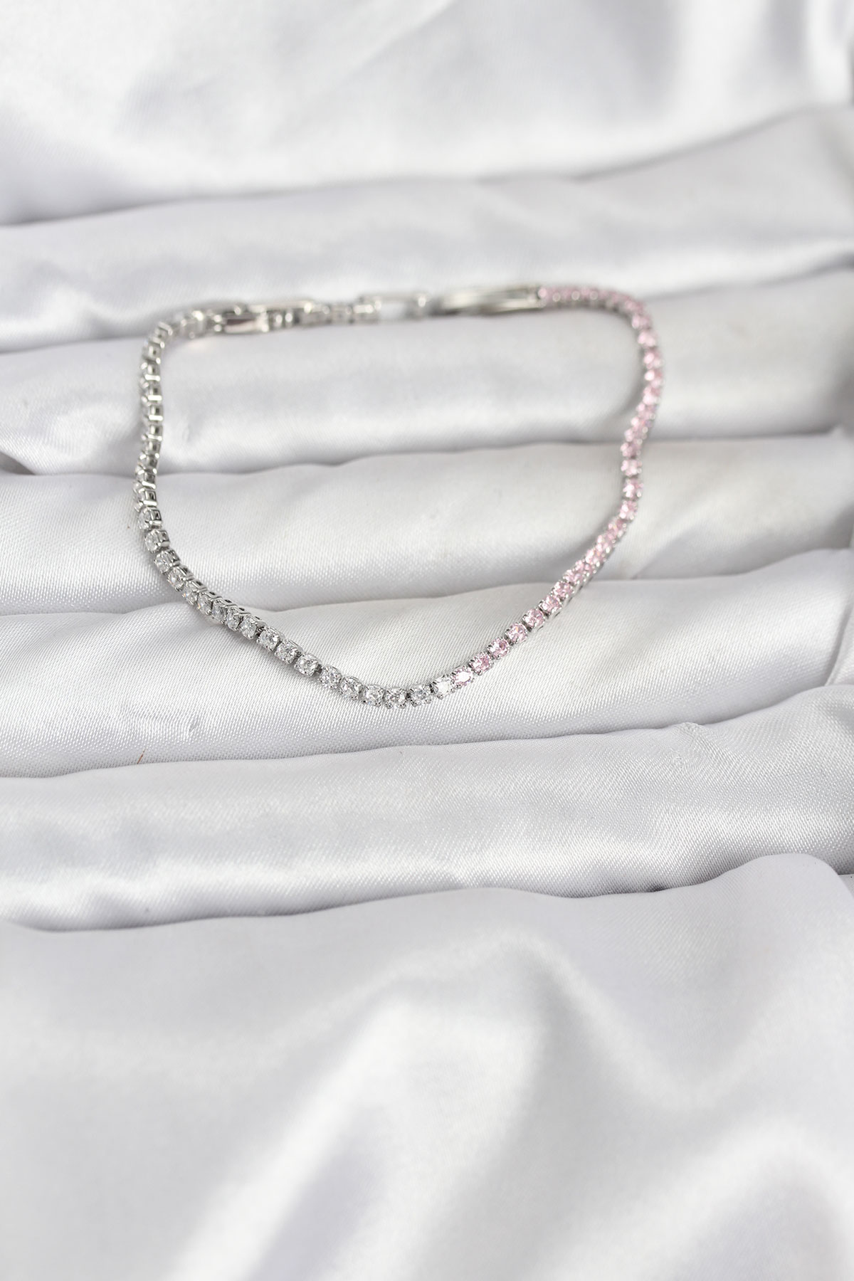 Pembe ve Beyaz Zirkon Taşlı Gümüş Renk Su Yolu Kadın Bileklik - Bayi Depom Pembe ve Beyaz Zirkon Taşlı Gümüş Renk Su Yolu Kadın Bileklik - Bayi Depom