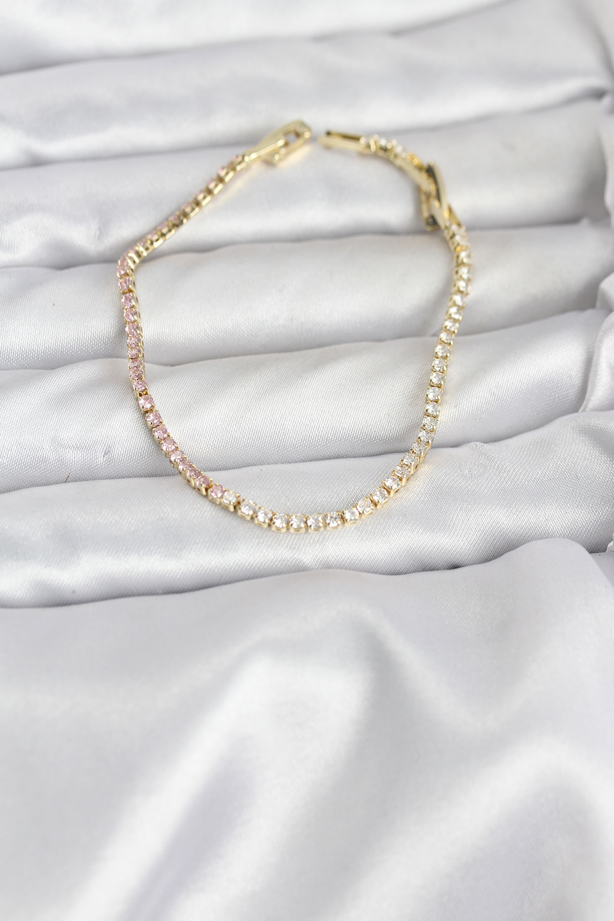Pembe ve Beyaz Zirkon Taşlı Gold Renk Su Yolu Kadın Bileklik - Bayi Depom Pembe ve Beyaz Zirkon Taşlı Gold Renk Su Yolu Kadın Bileklik - Bayi Depom
