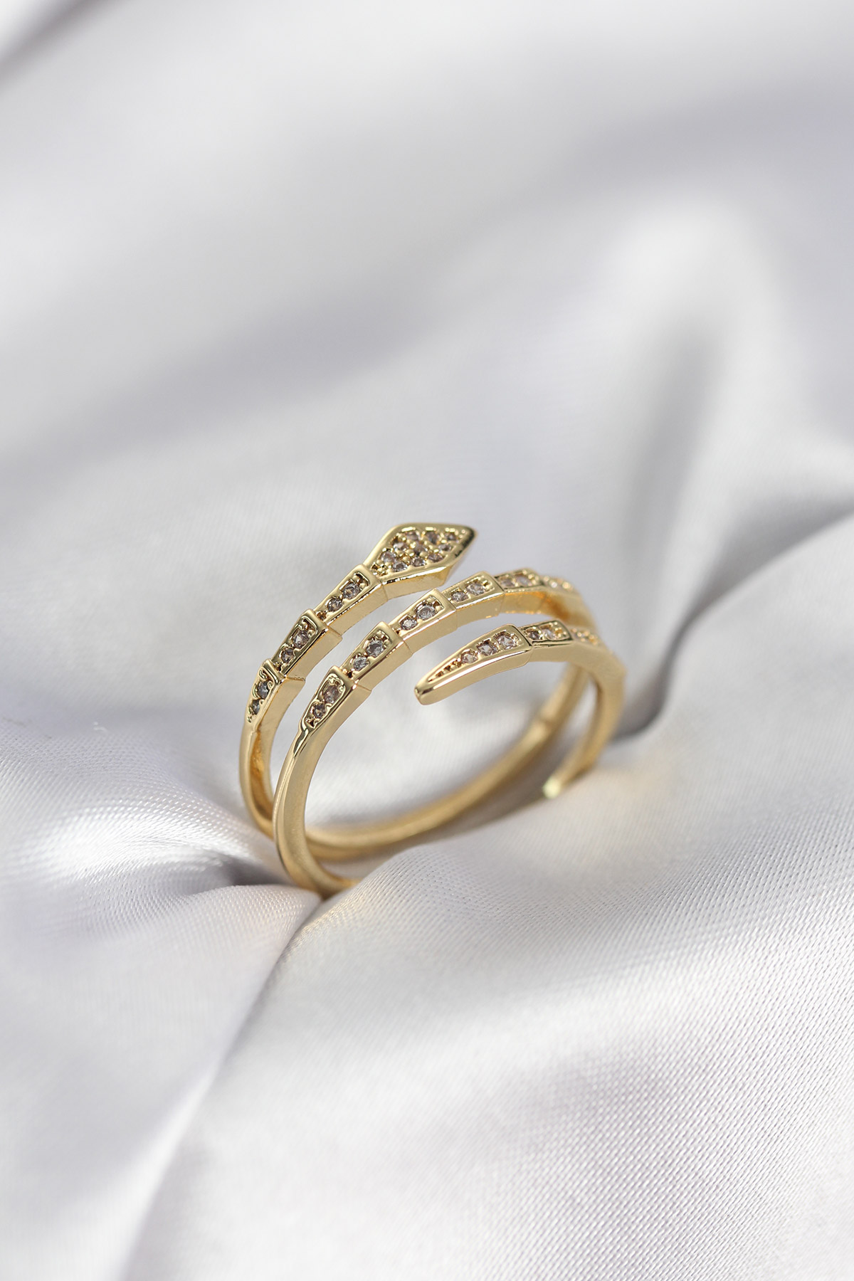 Yılan Model Gold Renk Zirkon Taşlı Kadın Yüzük - Bayi Depom Yılan Model Gold Renk Zirkon Taşlı Kadın Yüzük - Bayi Depom