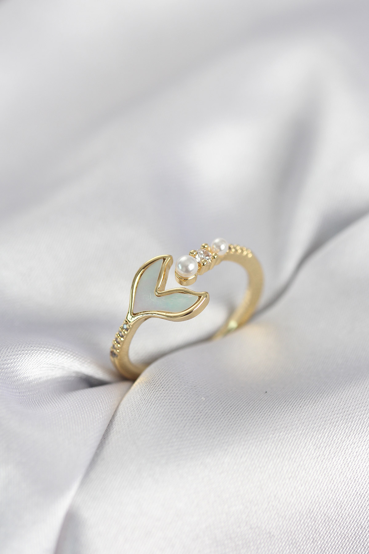 Gold Renk Balık Kuyruğu Model Kadın Yüzük - Bayi Depom Gold Renk Balık Kuyruğu Model Kadın Yüzük - Bayi Depom