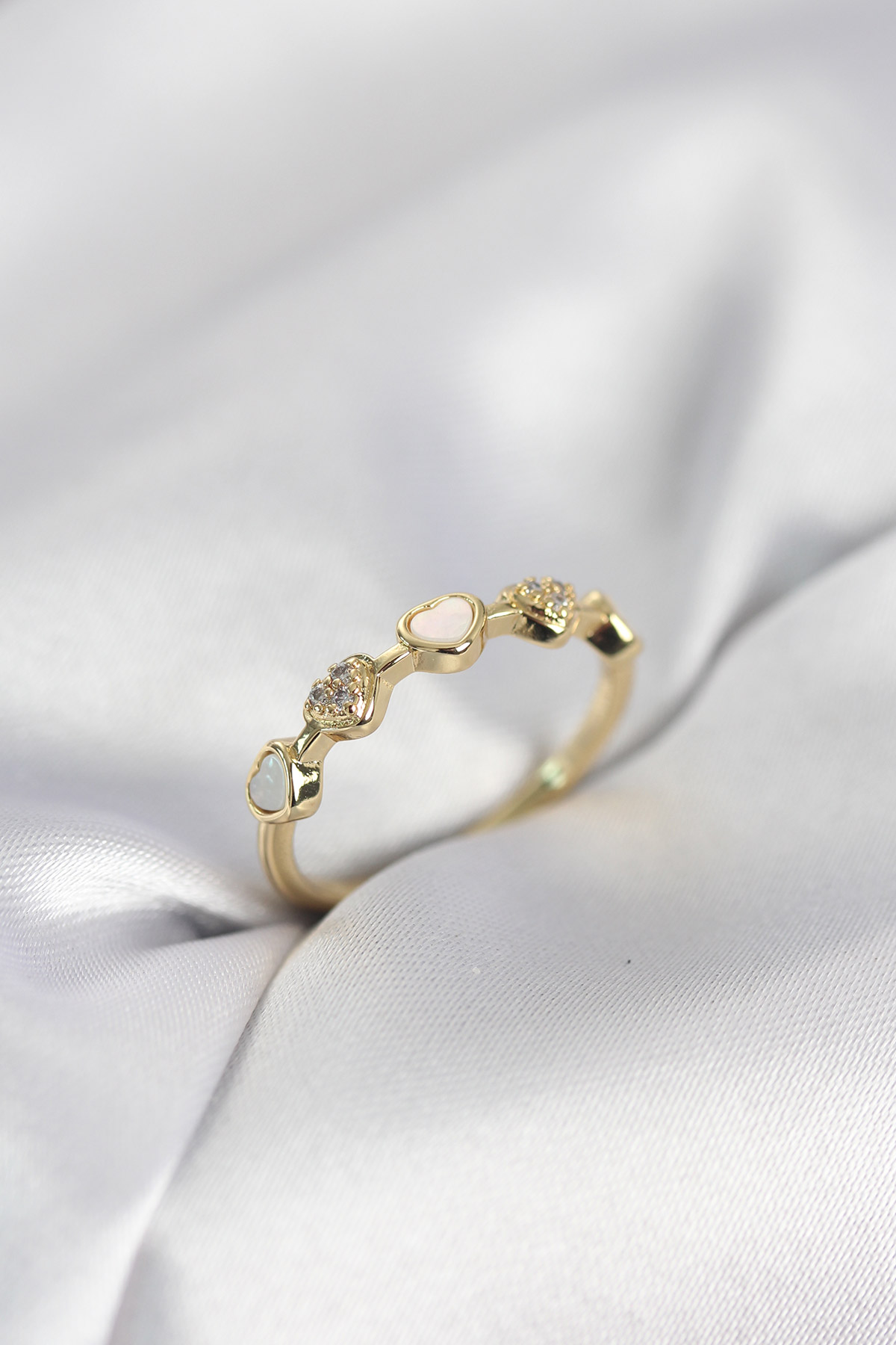 Gold Renk Minimal Kalp Model Zirkon Taşlı Pirinç Kadın Yüzük - Bayi Depom Gold Renk Minimal Kalp Model Zirkon Taşlı Pirinç Kadın Yüzük - Bayi Depom