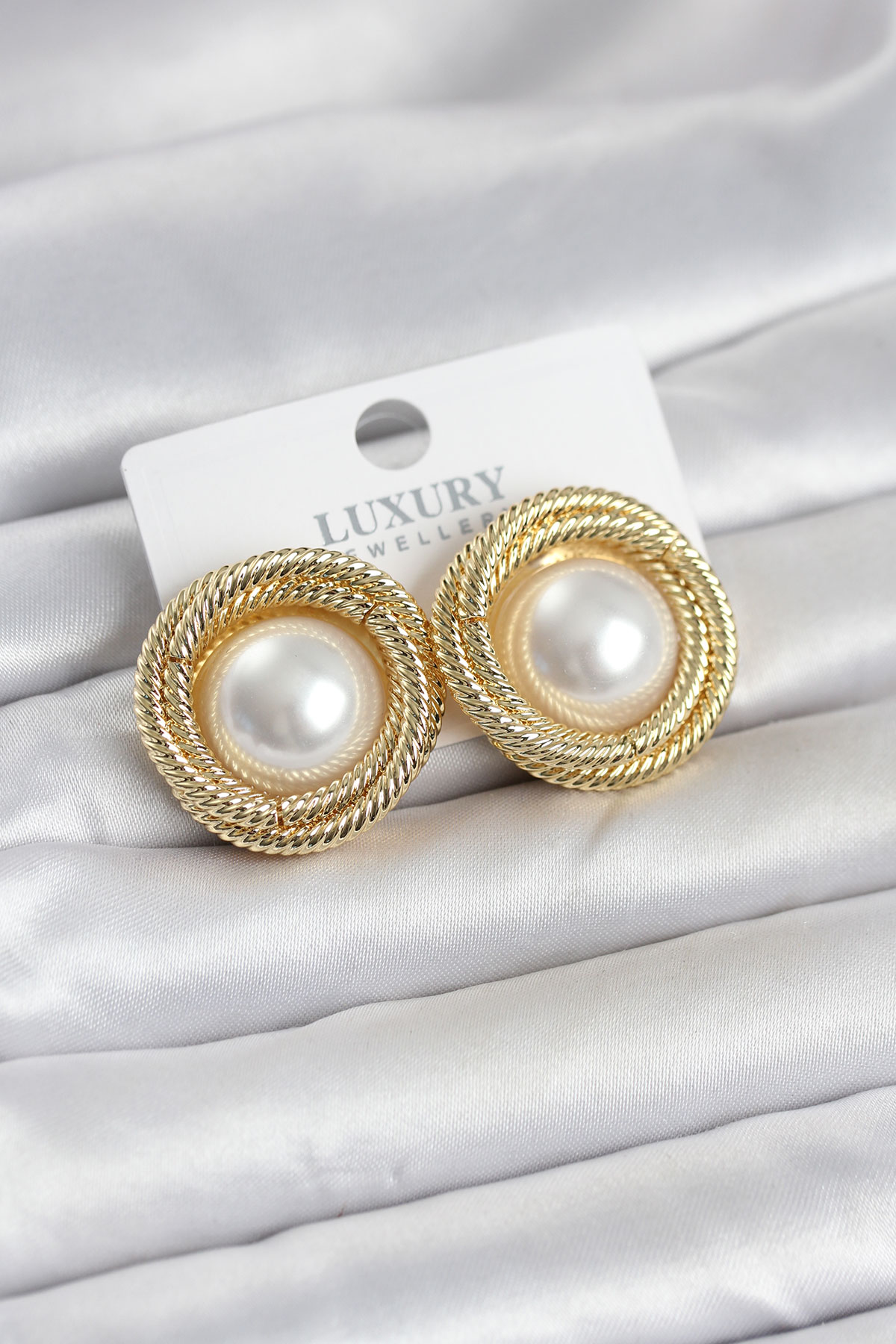 Pirinç Gold Renk Sarmal Model İncili Kadın Küpe - Bayi Depom Pirinç Gold Renk Sarmal Model İncili Kadın Küpe - Bayi Depom