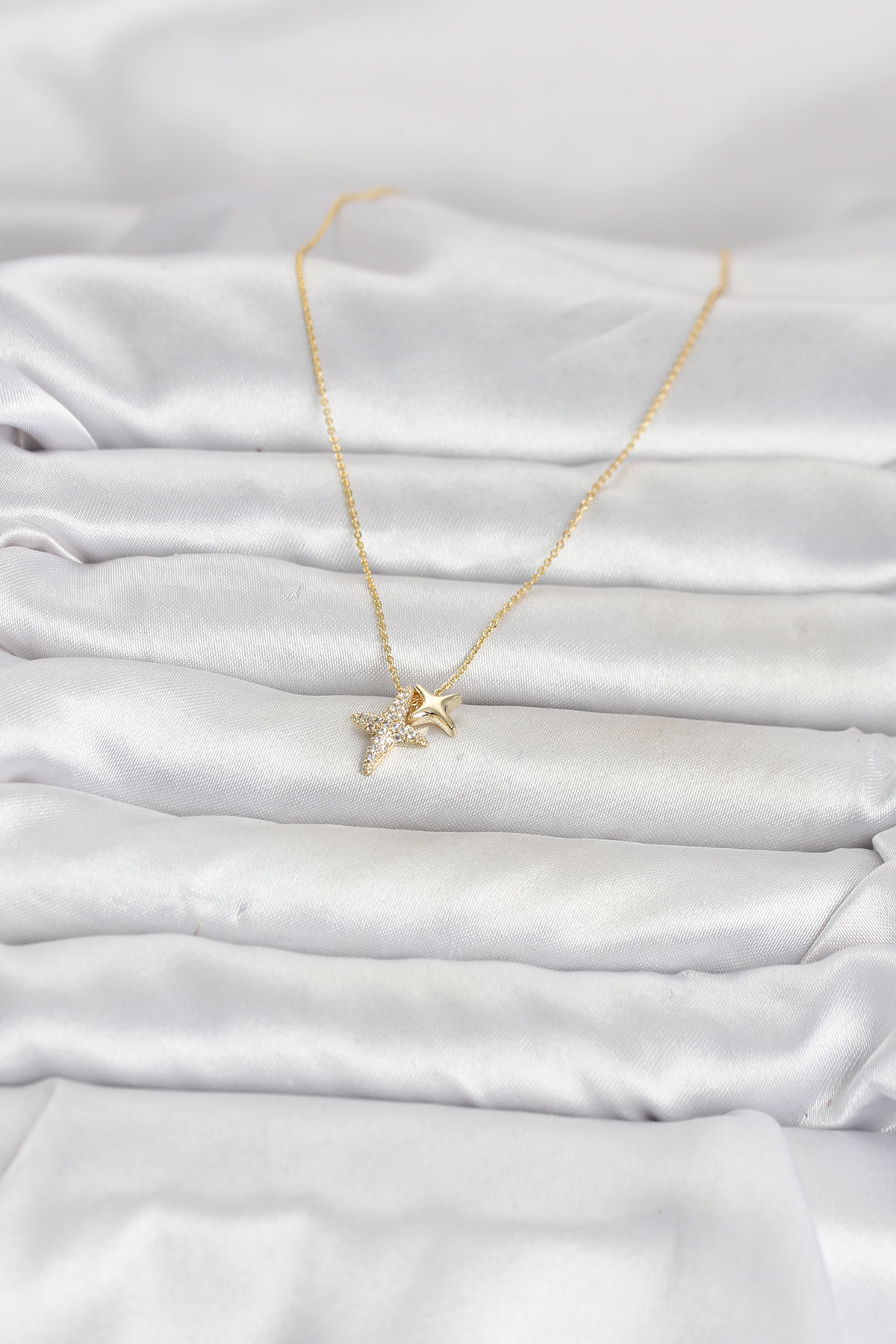 Pirinç Gold Renk Minimal Kutup Yıldızı Model Kadın Kolye - Bayi Depom Pirinç Gold Renk Minimal Kutup Yıldızı Model Kadın Kolye - Bayi Depom