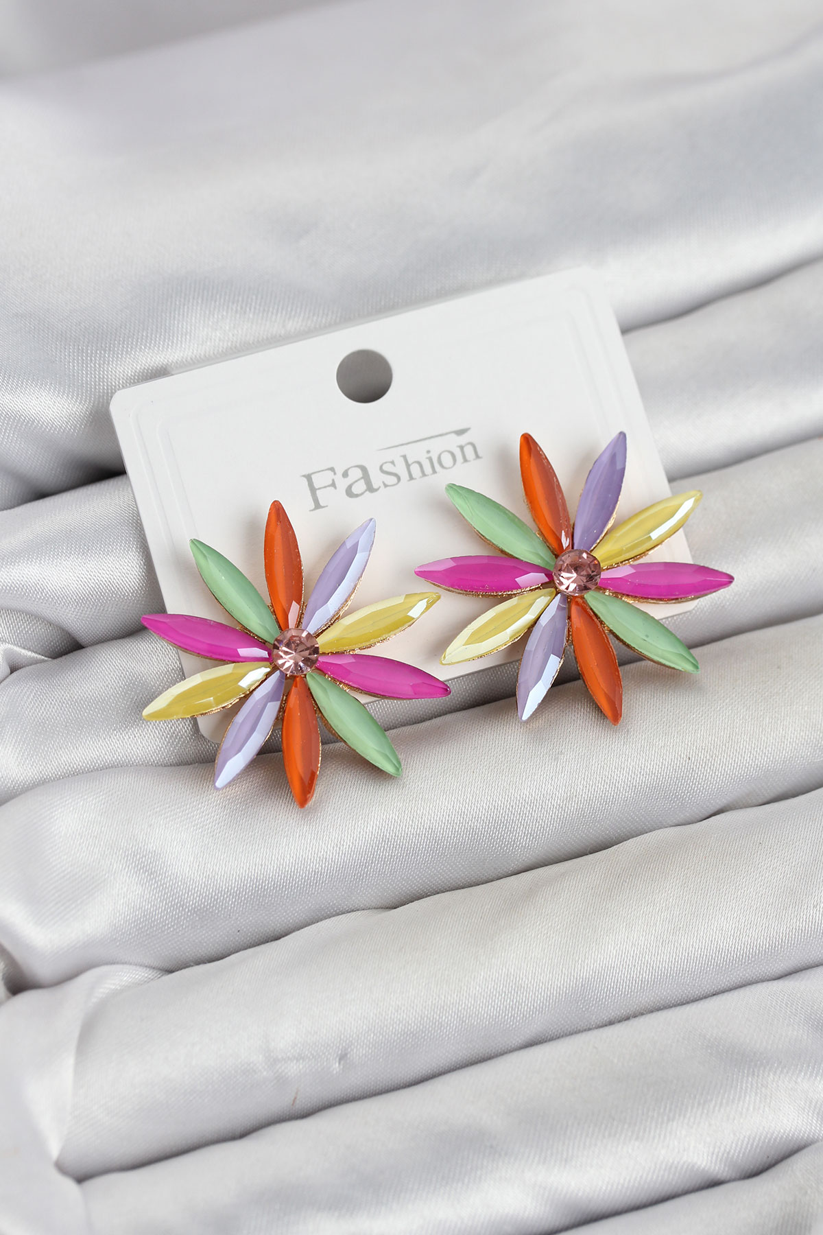 Karışık Renk Kristal Taşlı Lotus Model Kadın Küpe - Bayi Depom Karışık Renk Kristal Taşlı Lotus Model Kadın Küpe - Bayi Depom