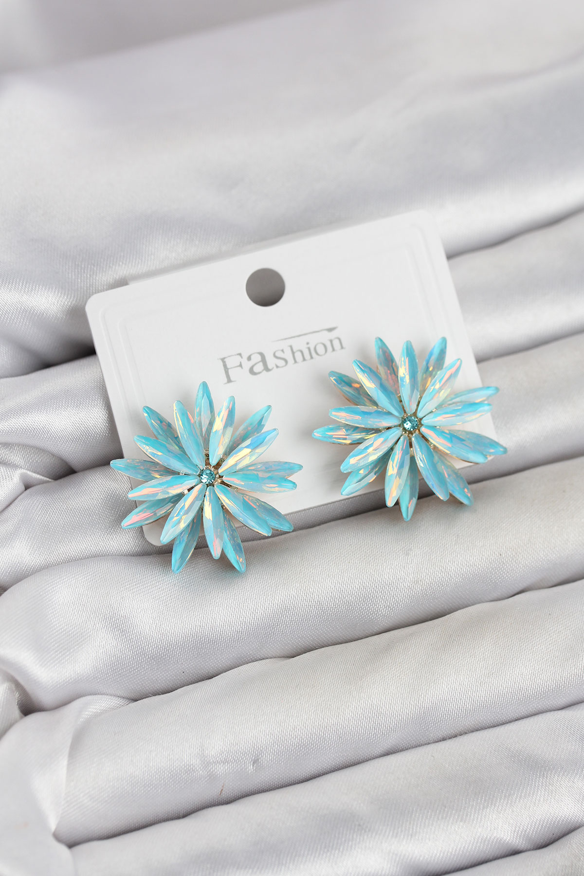 Lotus Model Buz Mavisi Renk Kristal Taşlı Kadın Küpe - Bayi Depom Lotus Model Buz Mavisi Renk Kristal Taşlı Kadın Küpe - Bayi Depom