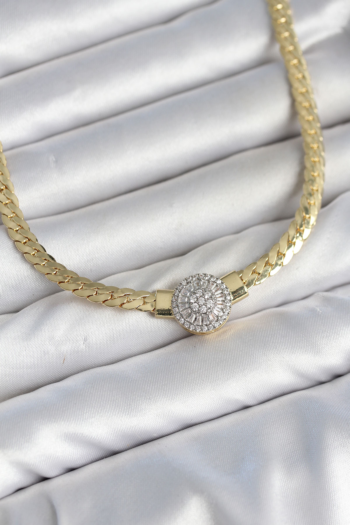 Ezme Zincir Model Zirkon Taşlı VIP Seri Gold Renk Kadın Kolye - Bayi Depom Ezme Zincir Model Zirkon Taşlı VIP Seri Gold Renk Kadın Kolye - Bayi Depom