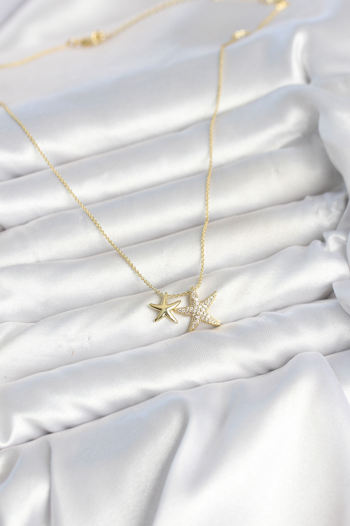 Pirinç Gold Renk Minimal Yıldız Model Kadın Kolye - Bayi Depom Pirinç Gold Renk Minimal Yıldız Model Kadın Kolye - Bayi Depom