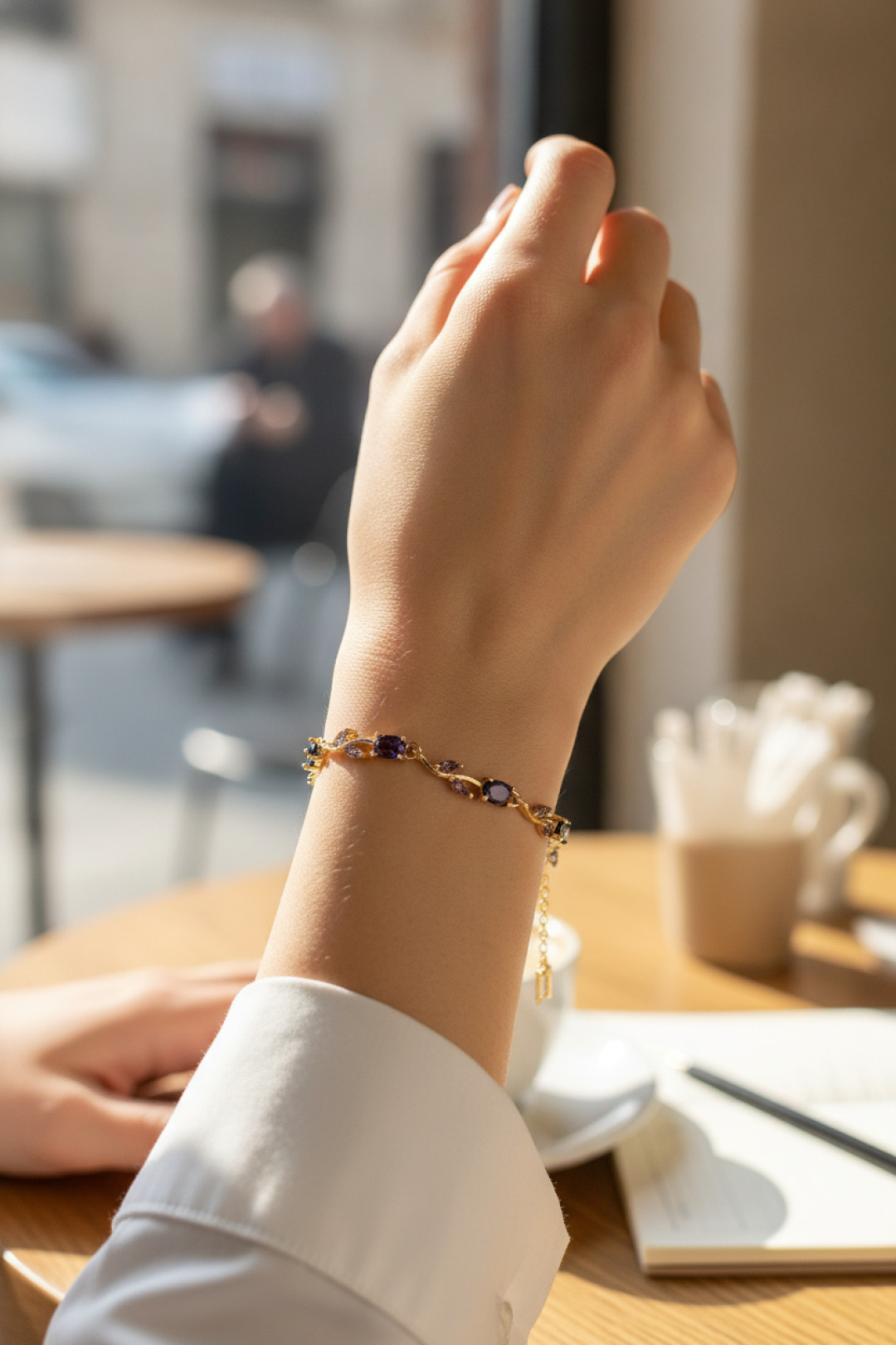Pirinç Gold Renk Mor Zirkon Taşlı Çiçek Model Kadın Bileklik - Bayi Depom Pirinç Gold Renk Mor Zirkon Taşlı Çiçek Model Kadın Bileklik - Bayi Depom