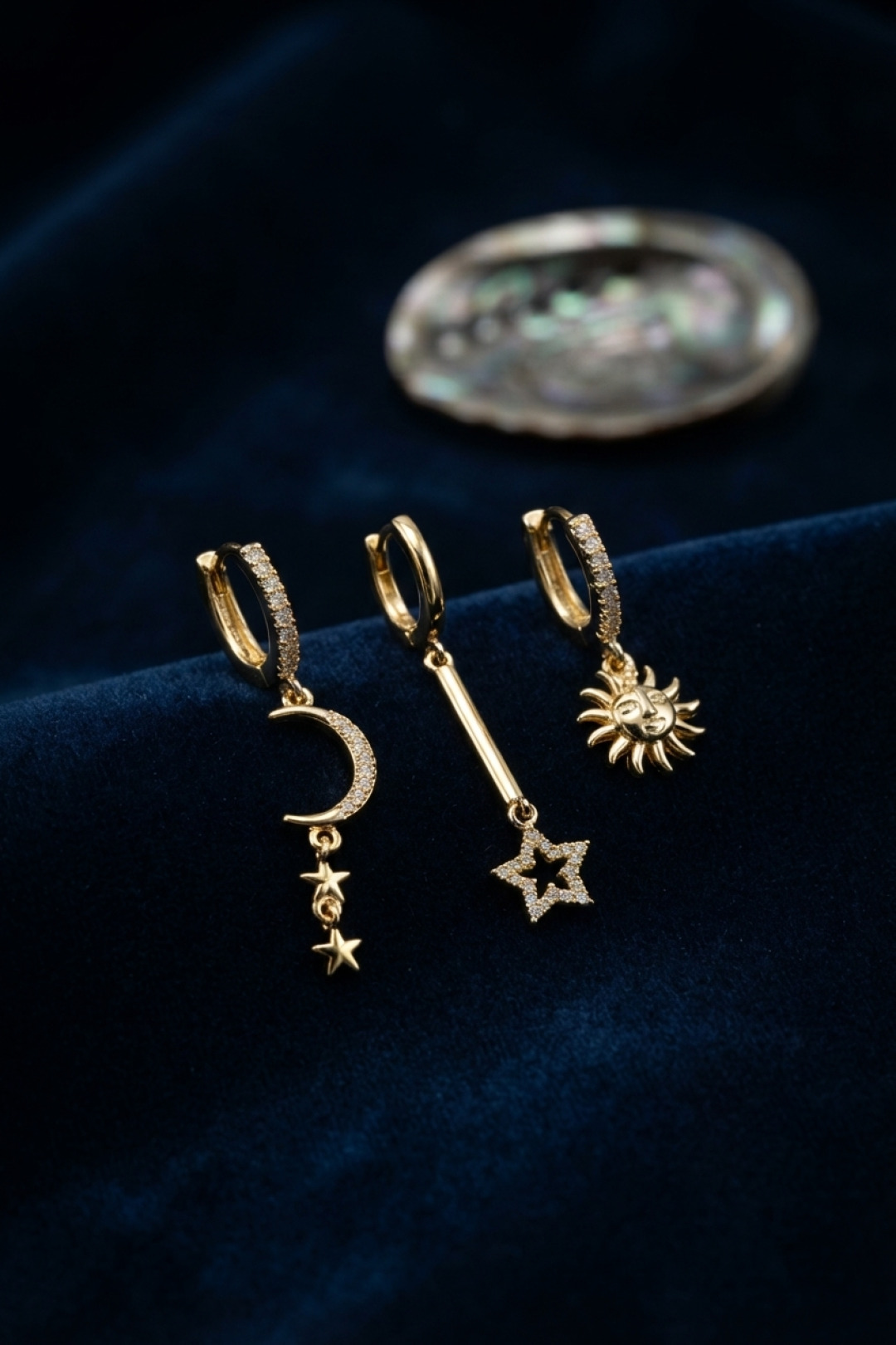 3 lü Set Ay Yıldız ve Güneş Model Gold Renk Kadın Küpe - Bayi Depom