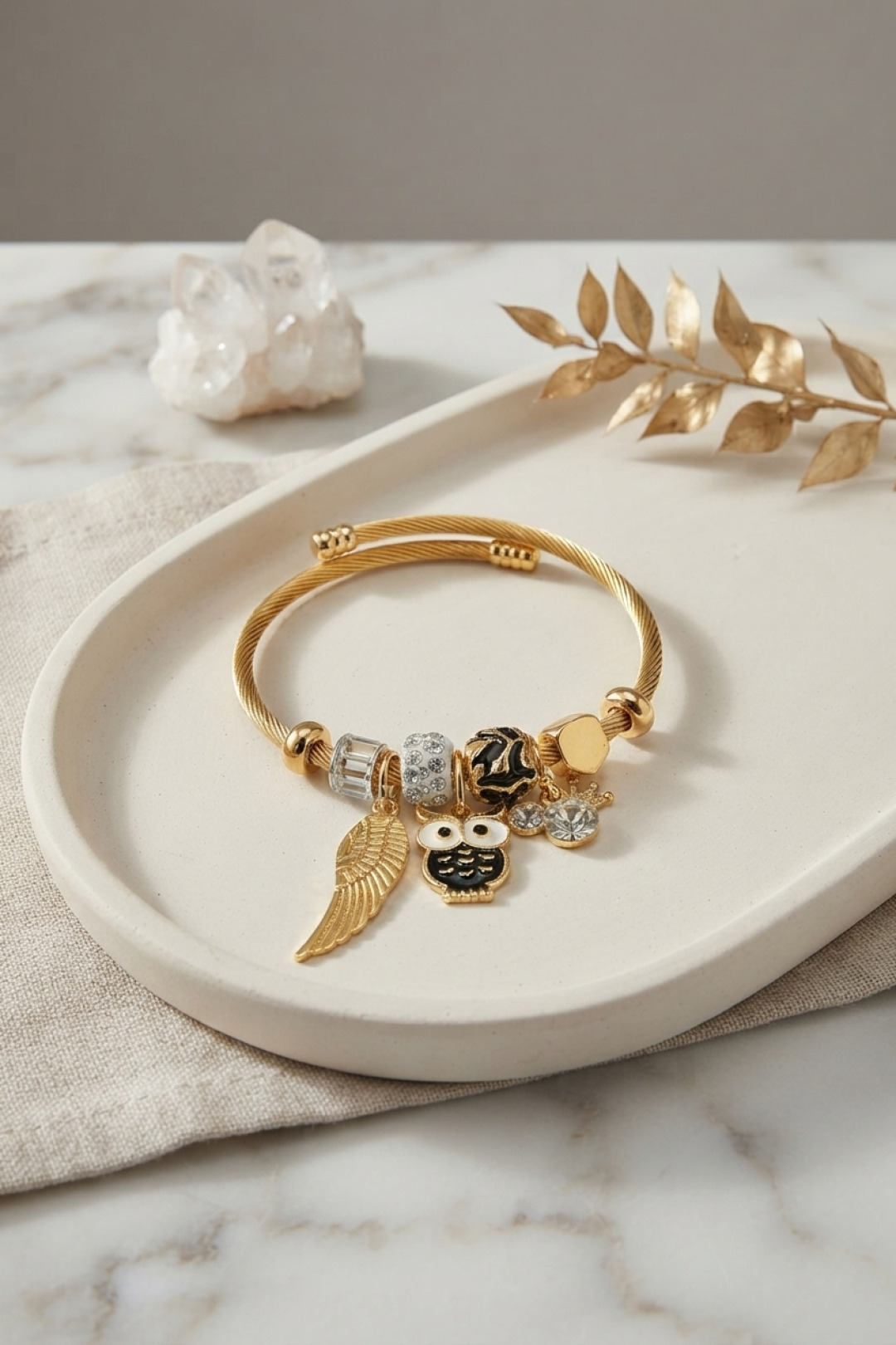 Siyah Baykuş Model Gold Renk Charmlı Bileklik - Bayi Depom Siyah Baykuş Model Gold Renk Charmlı Bileklik - Bayi Depom