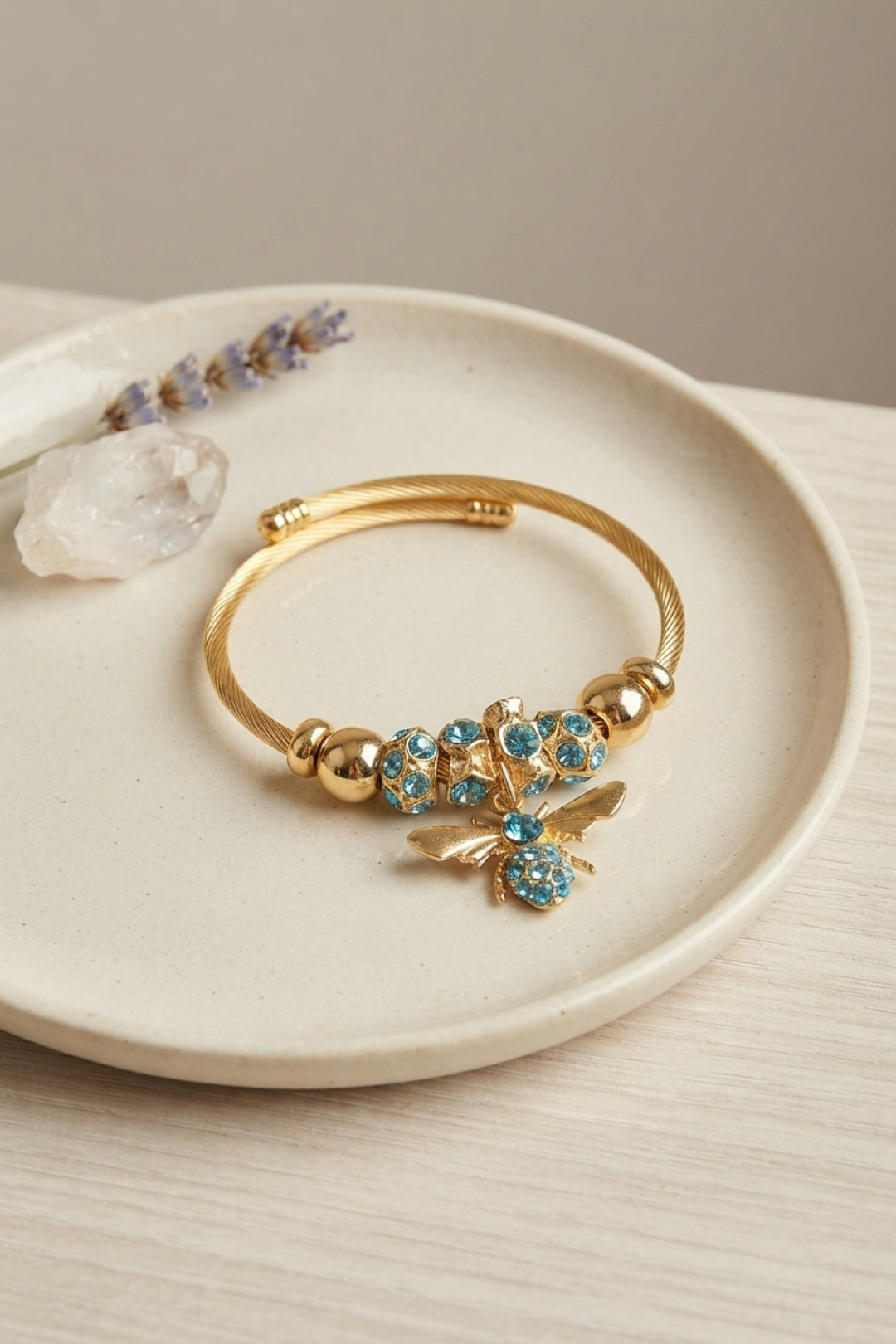 Mavi Arı Model Gold Renk Charm Bileklik - Bayi Depom Mavi Arı Model Gold Renk Charm Bileklik - Bayi Depom