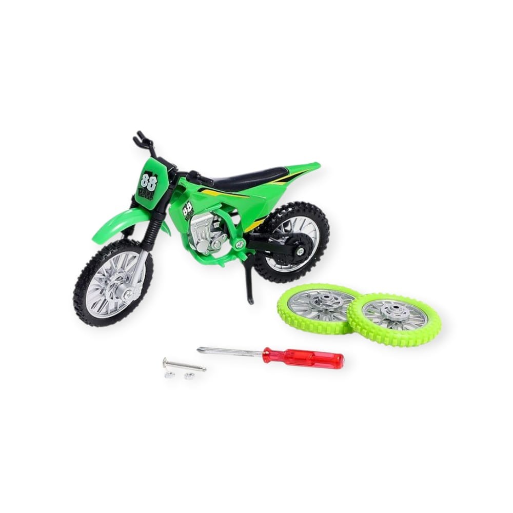 1:18 Ölçekli Model Motosiklet - DS928 - Yeşil (Bayi Depom) 1:18 Ölçekli Model Motosiklet - DS928 - Yeşil (Bayi Depom)