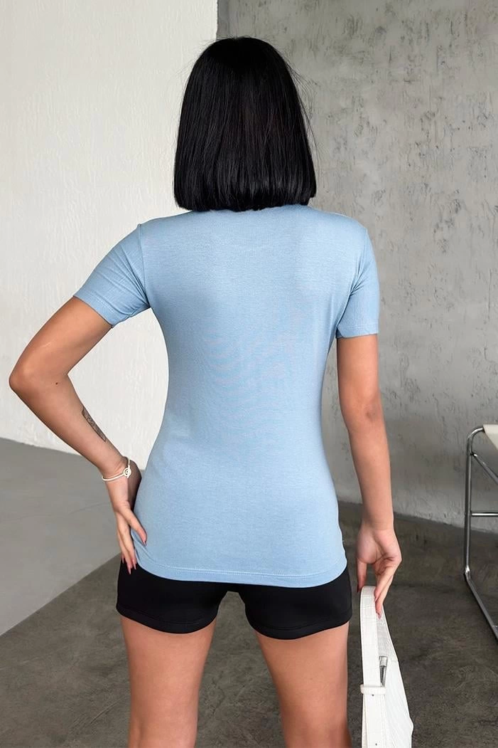 Rahat Ve Şık Kısa Kollu Bisiklet Yaka Likralı Viskon Penye Body Bebe Mavisi ( Bayi Depom )