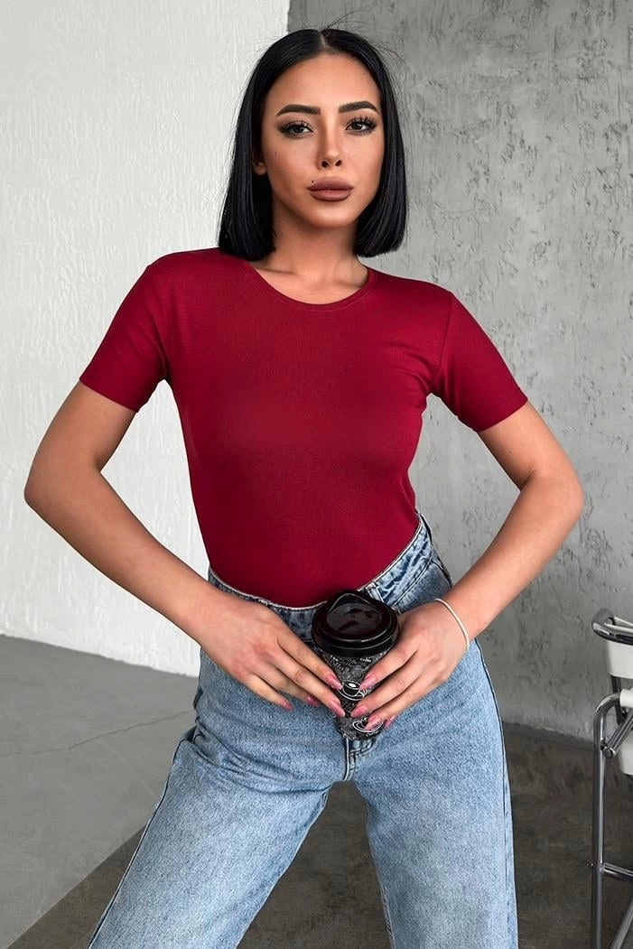 Rahat Ve Şık Kısa Kollu Bisiklet Yaka Likralı Viskon Penye Body Bordo ( Bayi Depom ) Rahat Ve Şık Kısa Kollu Bisiklet Yaka Likralı Viskon Penye Body Bordo ( Bayi Depom )