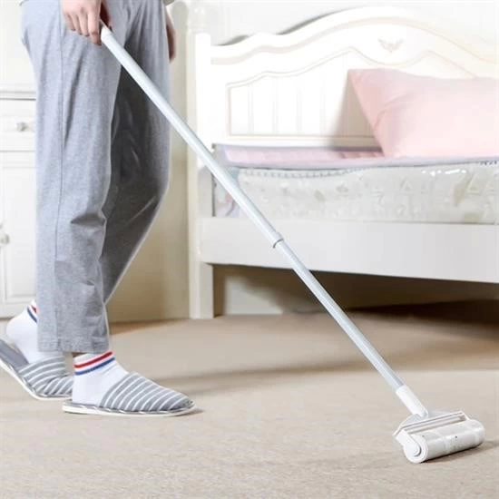 Pratik Temizlik İçin Yapışkanlı Tüy Rulosu 24 Cm Teleskopik Uzayabilen Saplı 2 Yedekli ( Bayi Depom ) Pratik Temizlik İçin Yapışkanlı Tüy Rulosu 24 Cm Teleskopik Uzayabilen Saplı 2 Yedekli ( Bayi Depom )