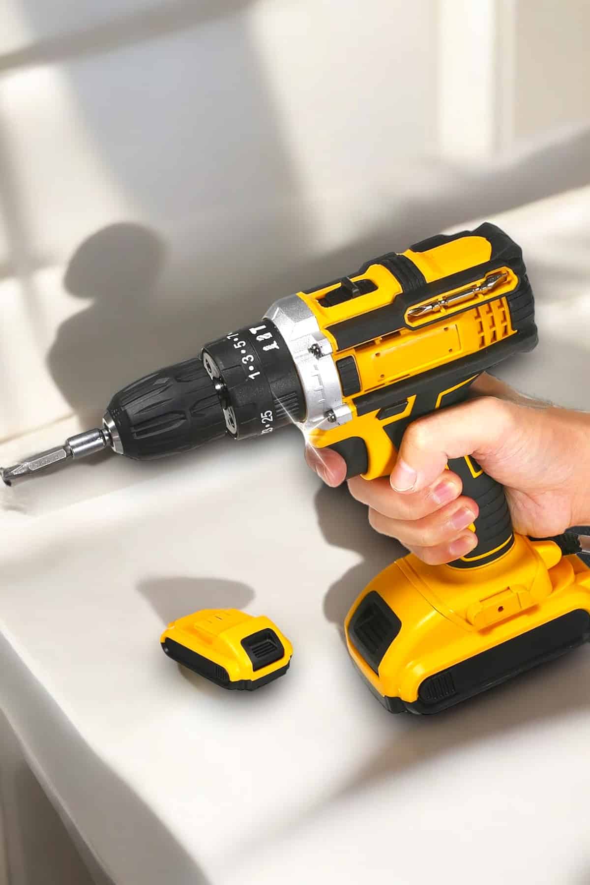 Metal Dişli 24W Akülü Matkap -Çift Bataryalı ve LED Çalışma Işığı ile Tam Set - Bayi Depom