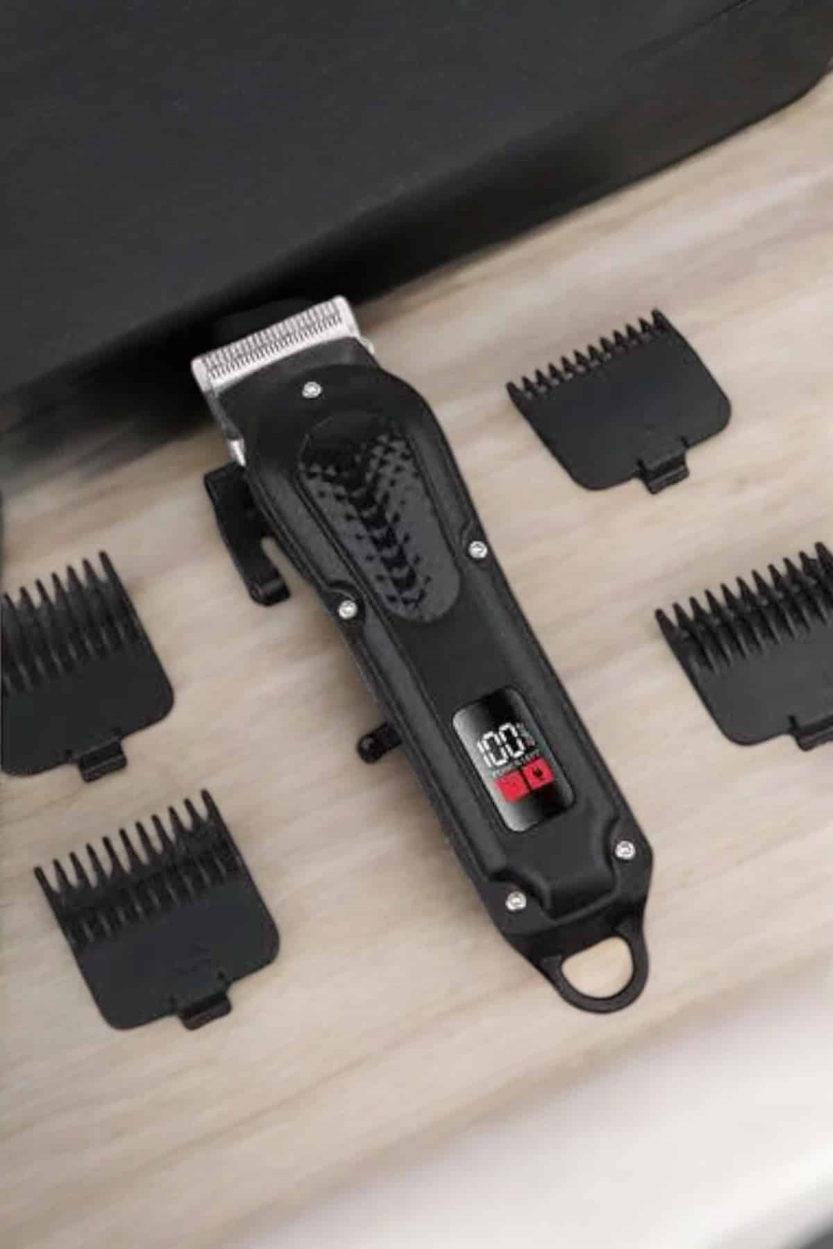 Suya Dayanıklı Tıraş Makinesi Keskin Bıçaklı Dijital Göstergeli Şarjlı - Bayi Depom Suya Dayanıklı Tıraş Makinesi Keskin Bıçaklı Dijital Göstergeli Şarjlı - Bayi Depom