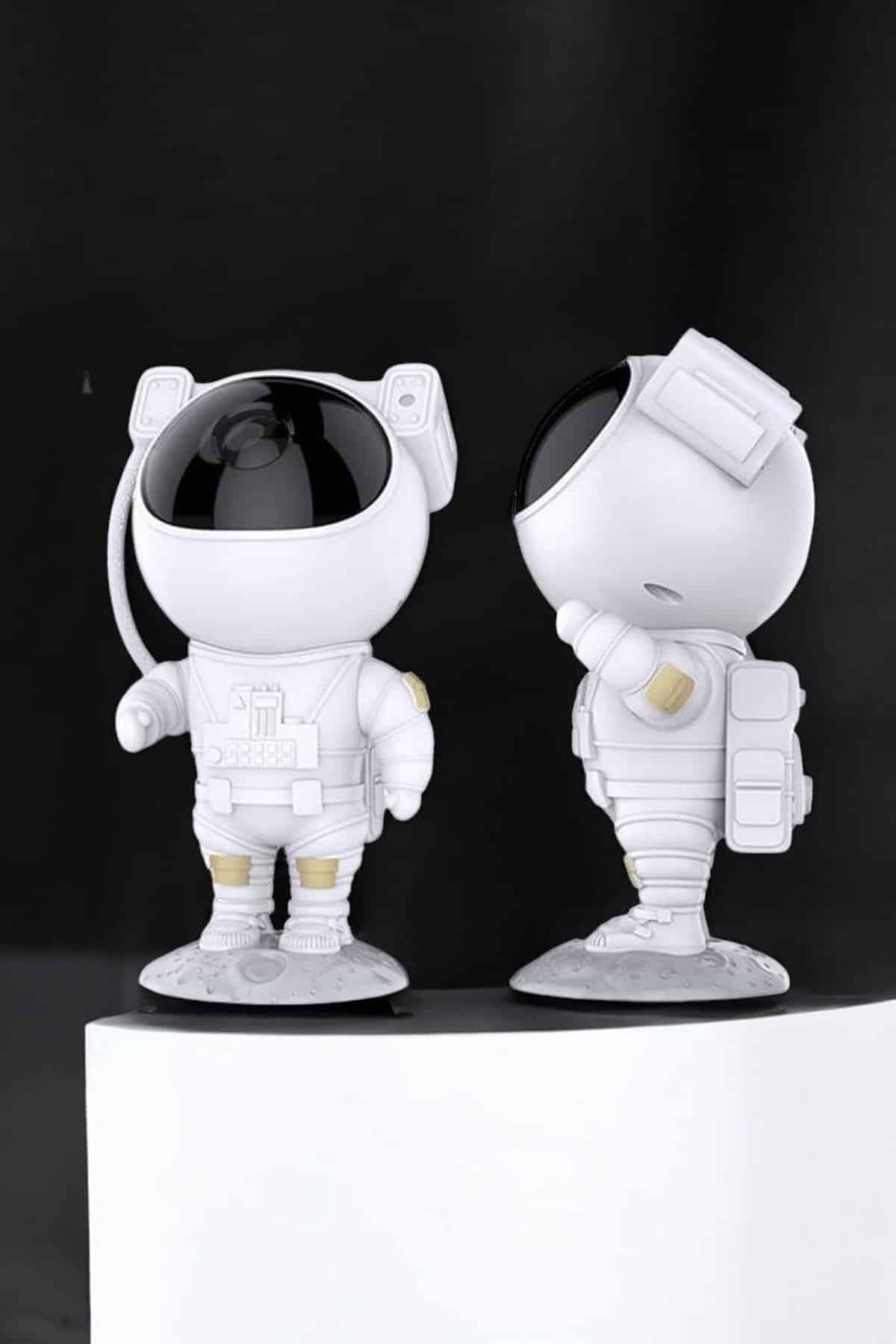 Astronot Görünümlü Projeksiyon Speaker Taşınabilir - Bayi Depom Astronot Görünümlü Projeksiyon Speaker Taşınabilir - Bayi Depom