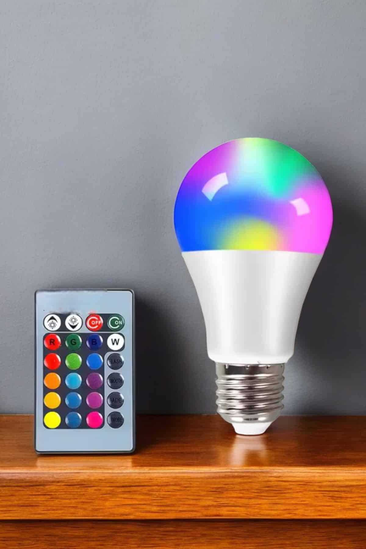 Renk Değiştirebilen RGB Işıklı Led Ampul A+Enerji 10 Watt Led Işık - Bayi Depom