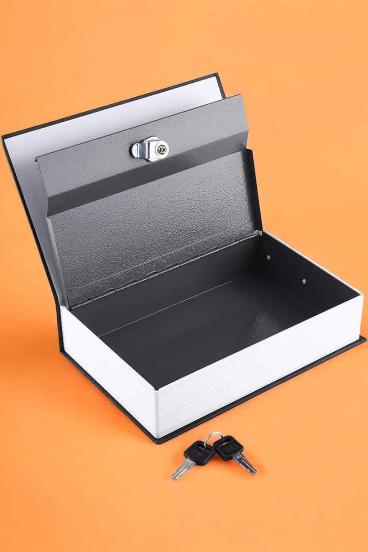 Gizli Kasa İngilizce Sözlüğü Kitap Görünümlü Anahtarlı Gizli Mini Çelik Kasa Kilitli - Bayi Depom Gizli Kasa İngilizce Sözlüğü Kitap Görünümlü Anahtarlı Gizli Mini Çelik Kasa Kilitli - Bayi Depom