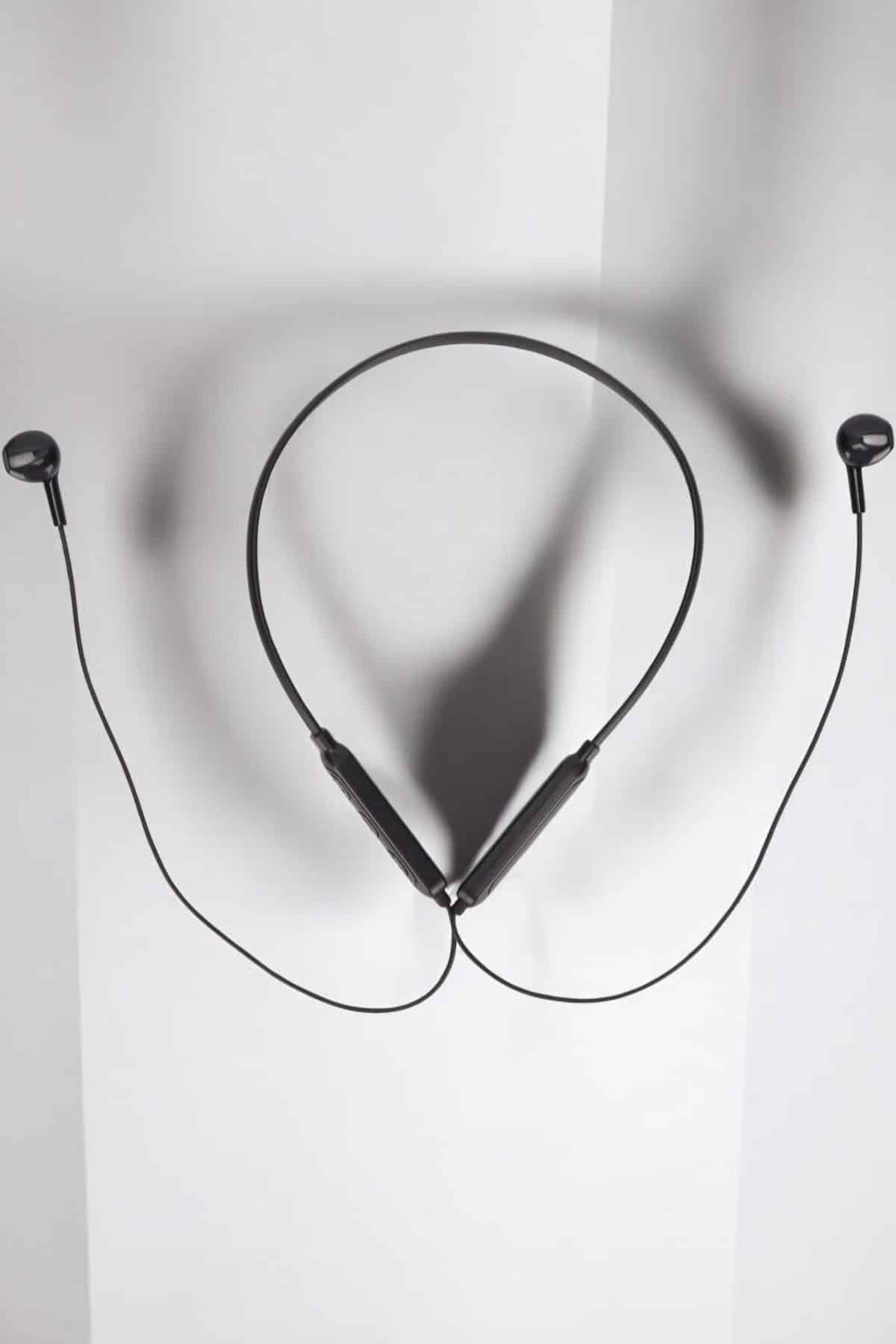 Yeni Nesil Bluetooth Kulaklık Kablolu Kulak İçi Dijital Göstergeli - Bayi Depom