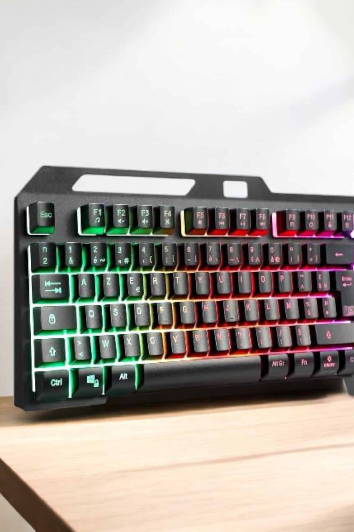 Led Işıklı Oyuncu Klavye Usb Girişli RGB Işıklı Q Klavye Mouse Hediyeli - Bayi Depom Led Işıklı Oyuncu Klavye Usb Girişli RGB Işıklı Q Klavye Mouse Hediyeli - Bayi Depom