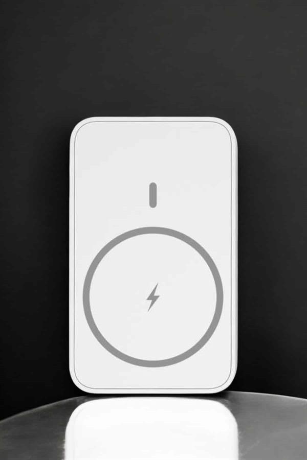 Magsafe Kablosuz Batarya Yüksek Performanslı Manyetik Tasarım Hızlı Şarj - Bayi Depom Magsafe Kablosuz Batarya Yüksek Performanslı Manyetik Tasarım Hızlı Şarj - Bayi Depom