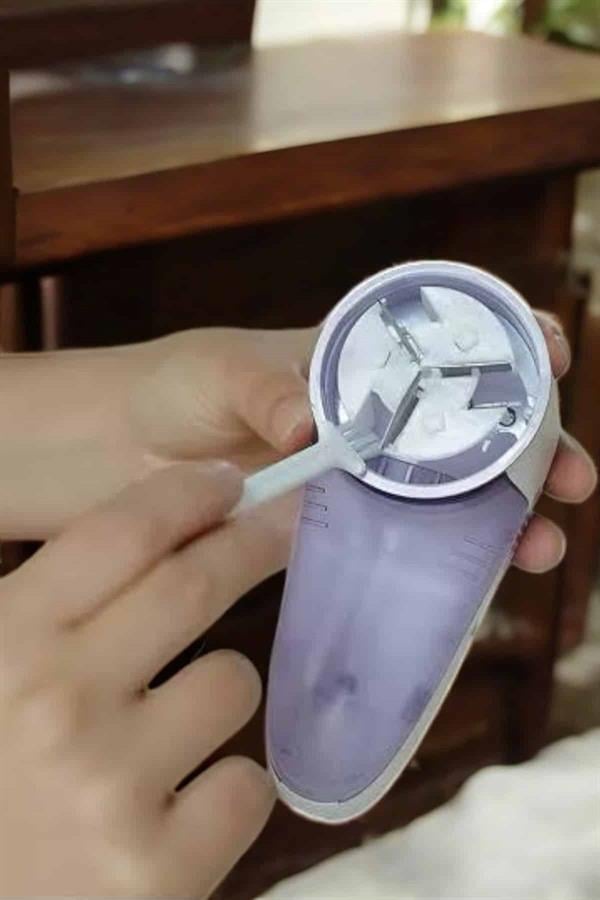 Tiftik Temizleme Makinesi USB Şarjlı Tüy Toplayıcı Kablosuz - Bayi Depom Tiftik Temizleme Makinesi USB Şarjlı Tüy Toplayıcı Kablosuz - Bayi Depom