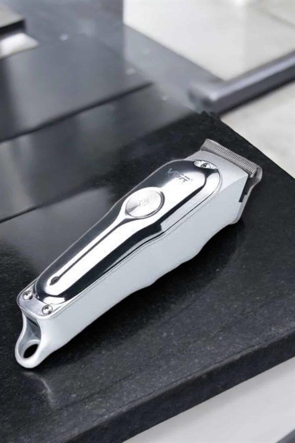 Tıraş Makinesi Paslanmaz Çelik Taraklı Güçlü Motor - Bayi Depom Tıraş Makinesi Paslanmaz Çelik Taraklı Güçlü Motor - Bayi Depom