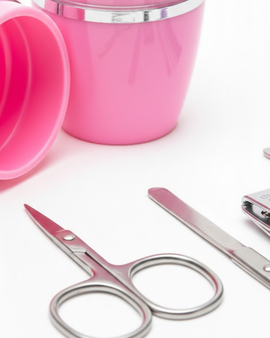 Tırnak Bakım Manikür Pedikür Seti 4 Parça Pembe Ev ve Seyahat Uyumlu Yeni Nesil - Bayi Depom Tırnak Bakım Manikür Pedikür Seti 4 Parça Pembe Ev ve Seyahat Uyumlu Yeni Nesil - Bayi Depom