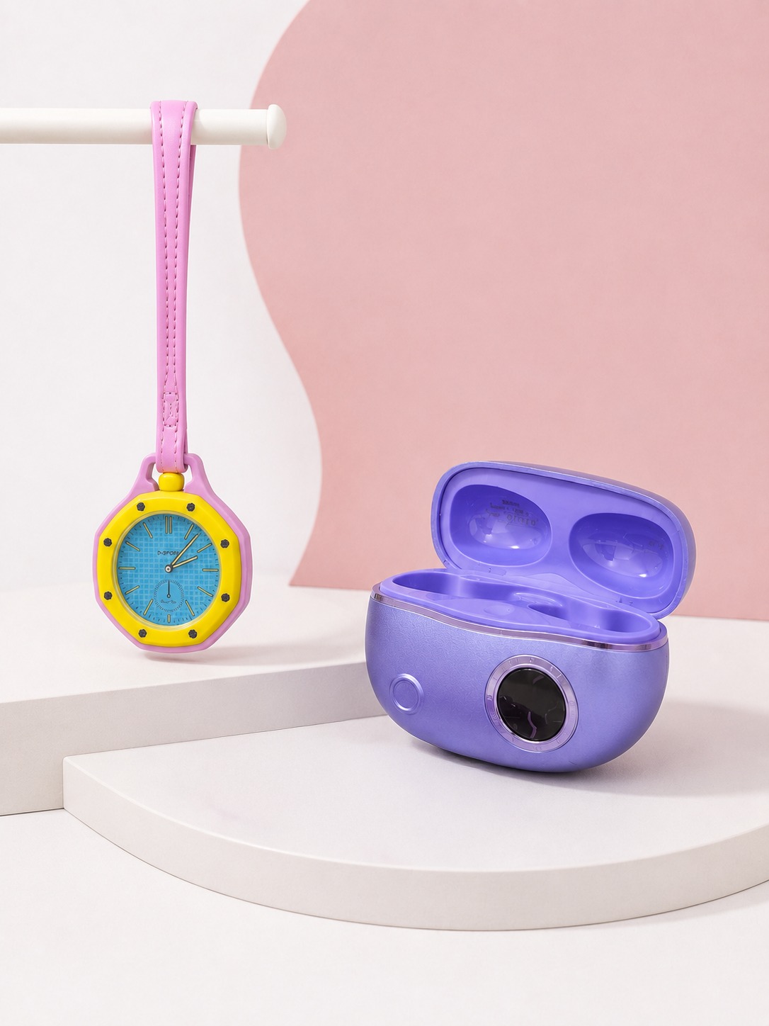 Şarj Kutulu Kablosuz Kulaklık ve Pembe Çanta Charm Analog Saat Seti Müzik ve Aksesuar Bir Arada - Bayi Depom Şarj Kutulu Kablosuz Kulaklık ve Pembe Çanta Charm Analog Saat Seti Müzik ve Aksesuar Bir Arada - Bayi Depom
